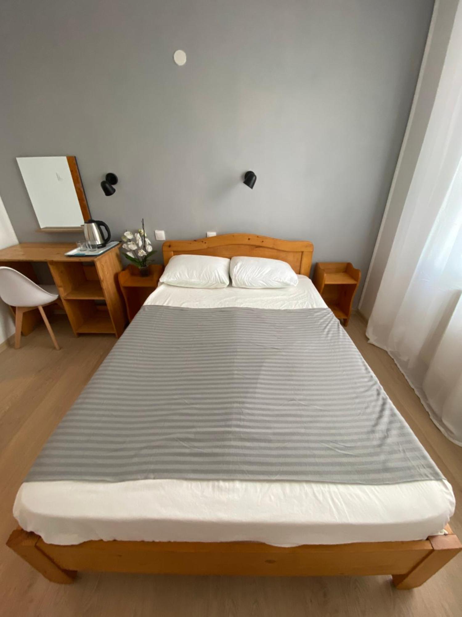 Gazde/Camere de închiriat Travellers Rest