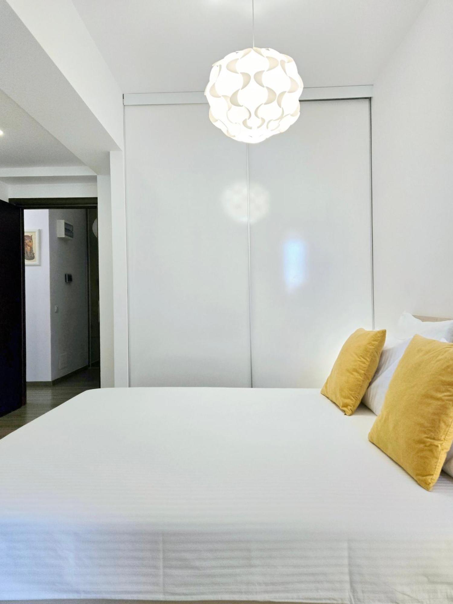 Apartment Vr2 Bucharest