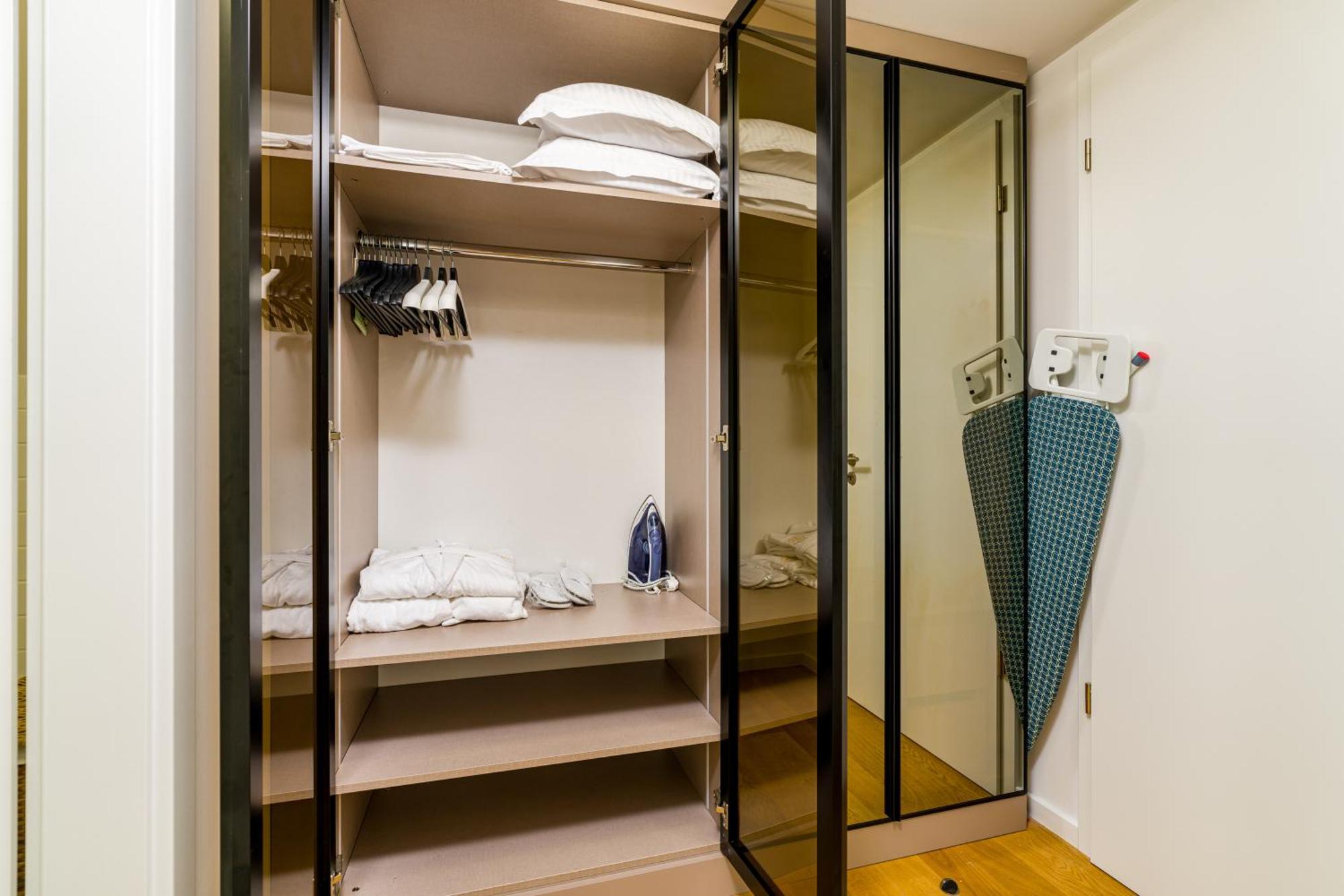 Apartament Mido Aviatie Park With Private Parking & Self Check-in *