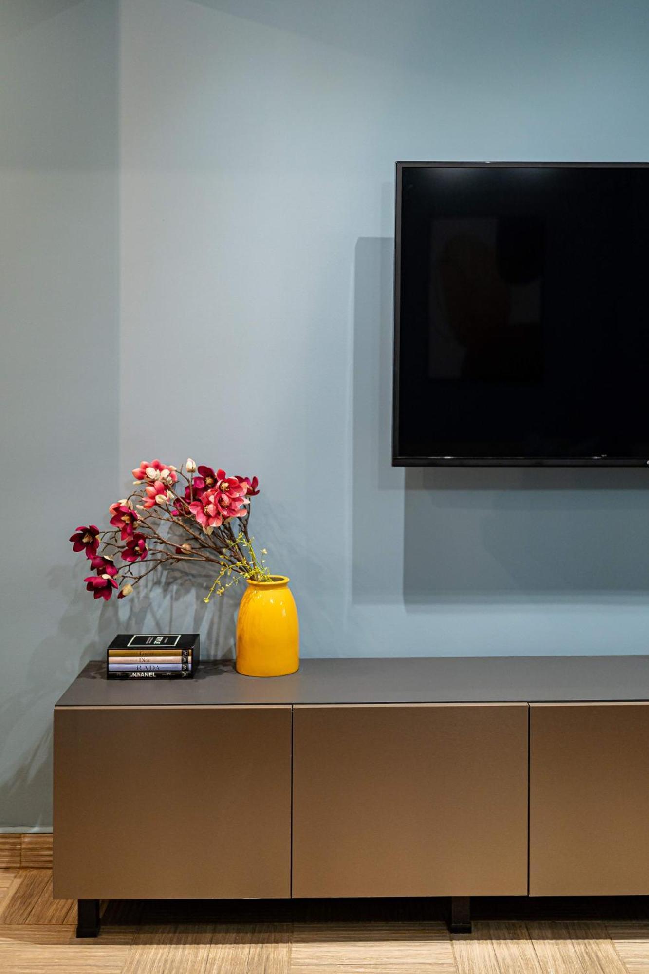 Apartamento Celestial Azure - Tranquil 1br In Piata Universitatii
