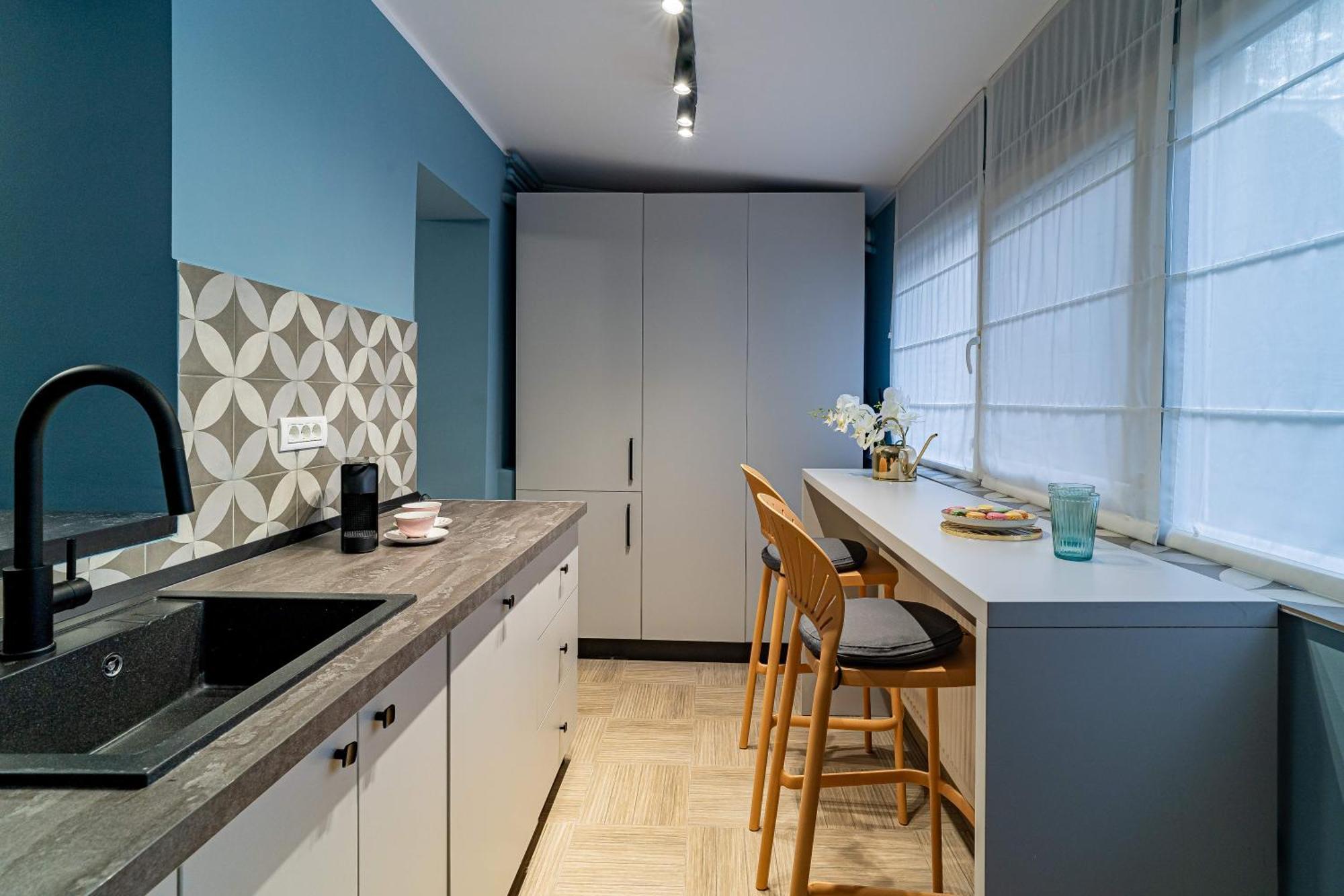 Celestial Azure - Tranquil 1br In Piata Universitatii * Bucareste