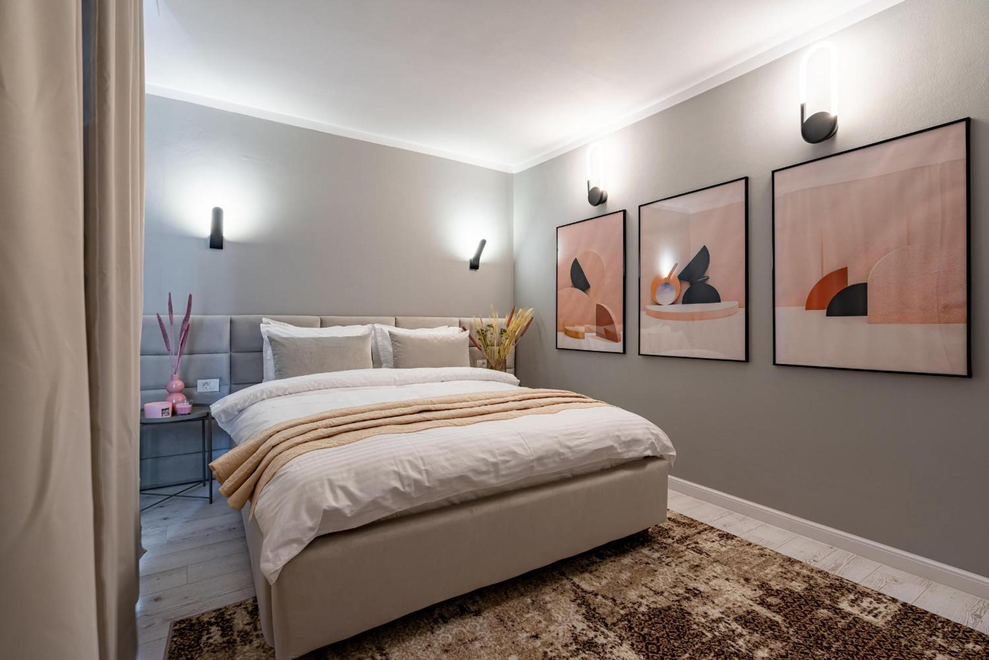 Stylish Comfort - 2br In Vibrant East * Bucharest