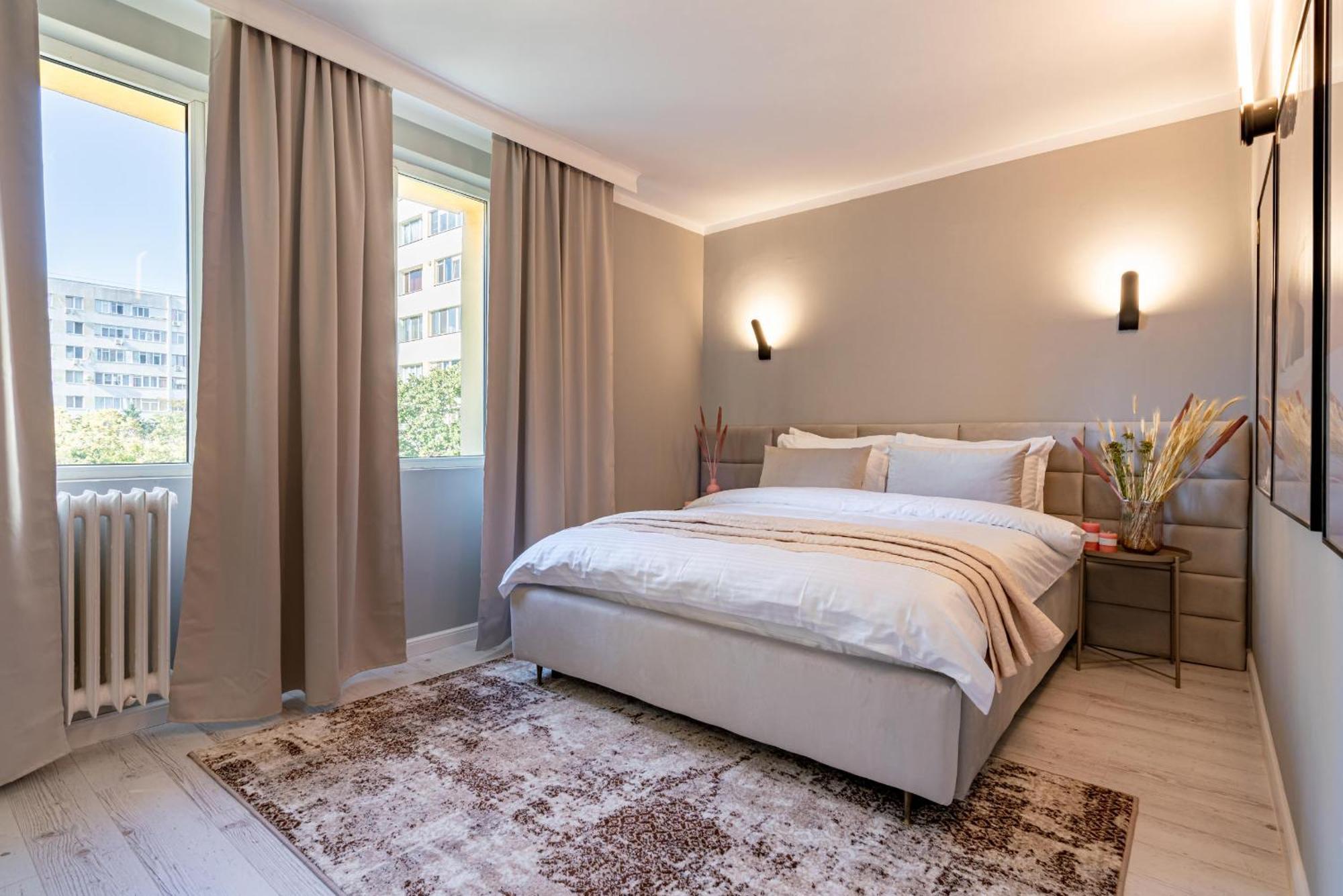 Stylish Comfort - 2br In Vibrant East Apartment