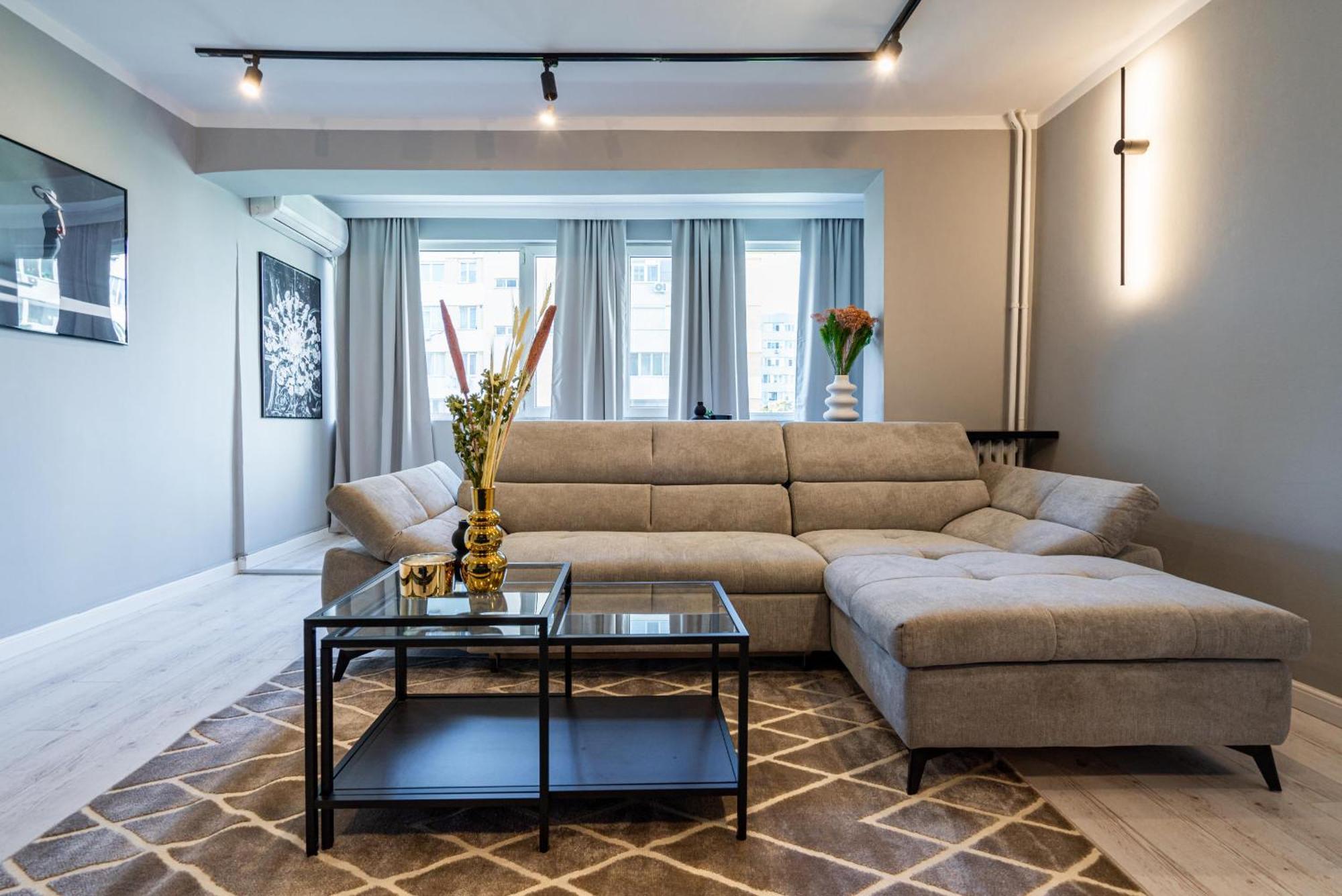 Apartment Stylish Comfort - 2br In Vibrant East Bucharest