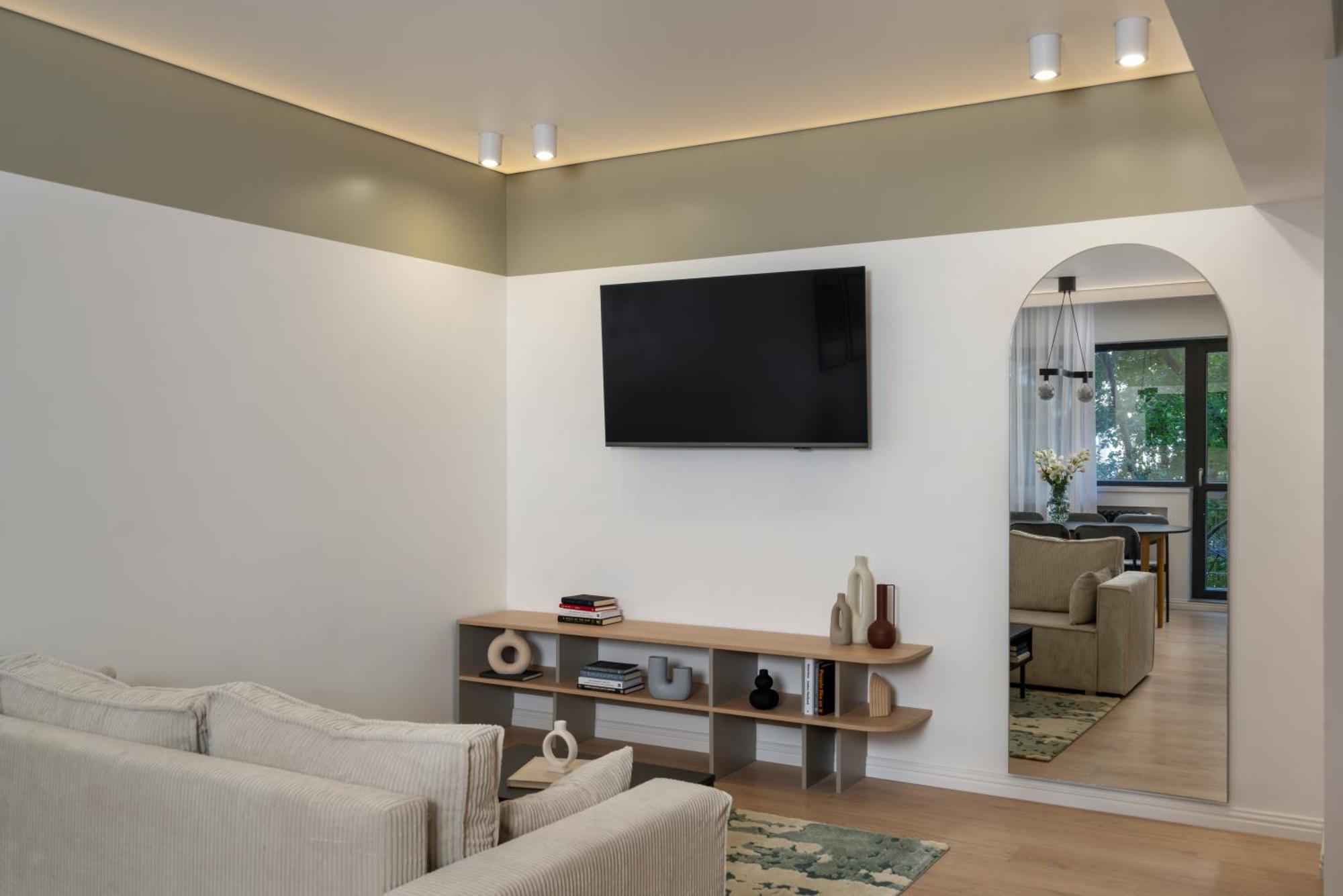 Apartment Old City Modern 2Br Office Room And 2 Balconies Bucharest
