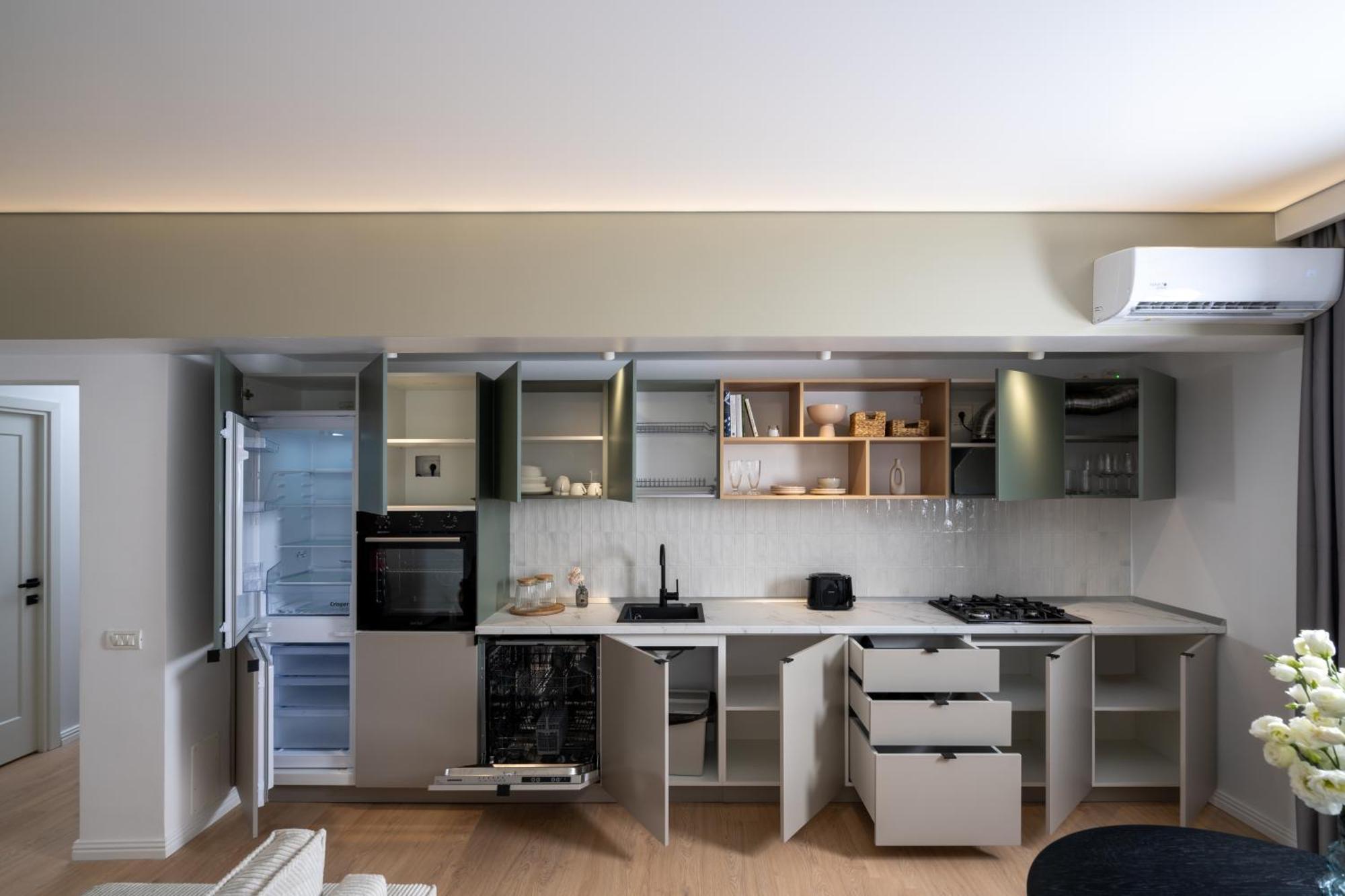 Apartment Old City Modern 2Br Office Room And 2 Balconies Bucharest