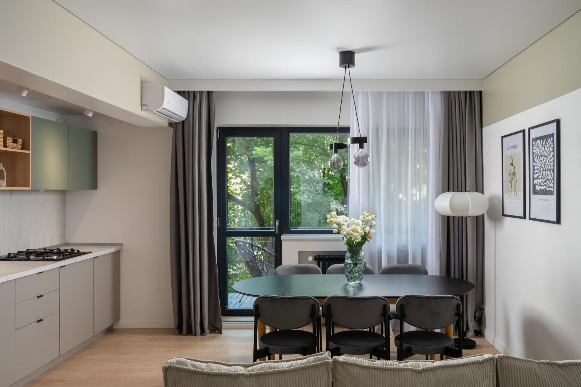 Apartment Old City Modern 2Br Office Room And 2 Balconies Bucharest