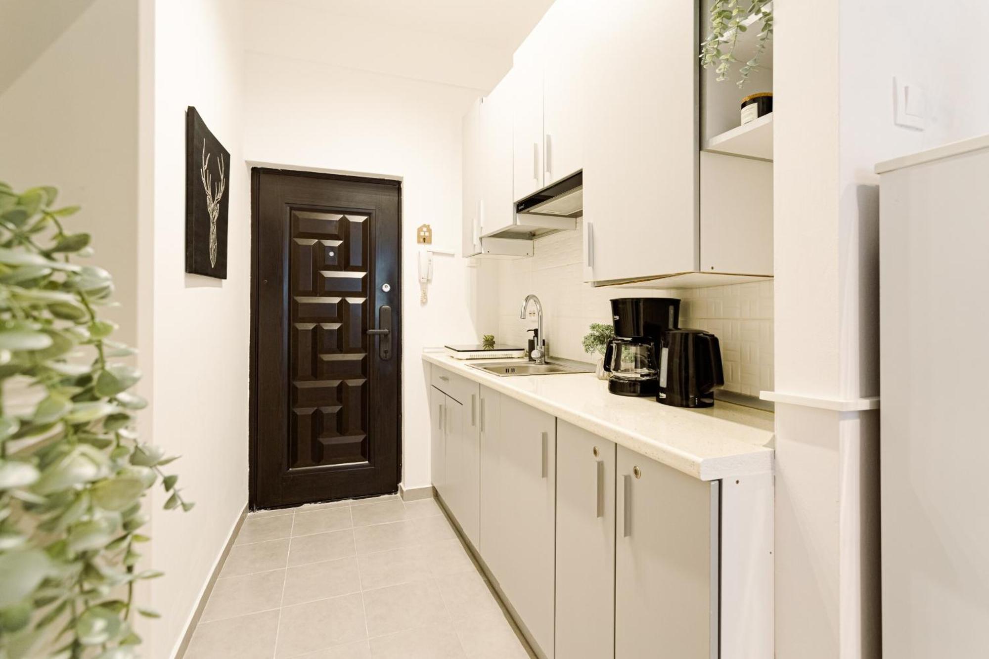 Urban Vibes - Chic On Smardan Street Bucareste
