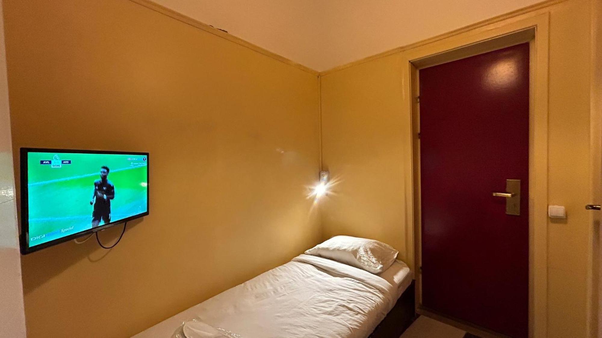 Hotel Budget By Hr