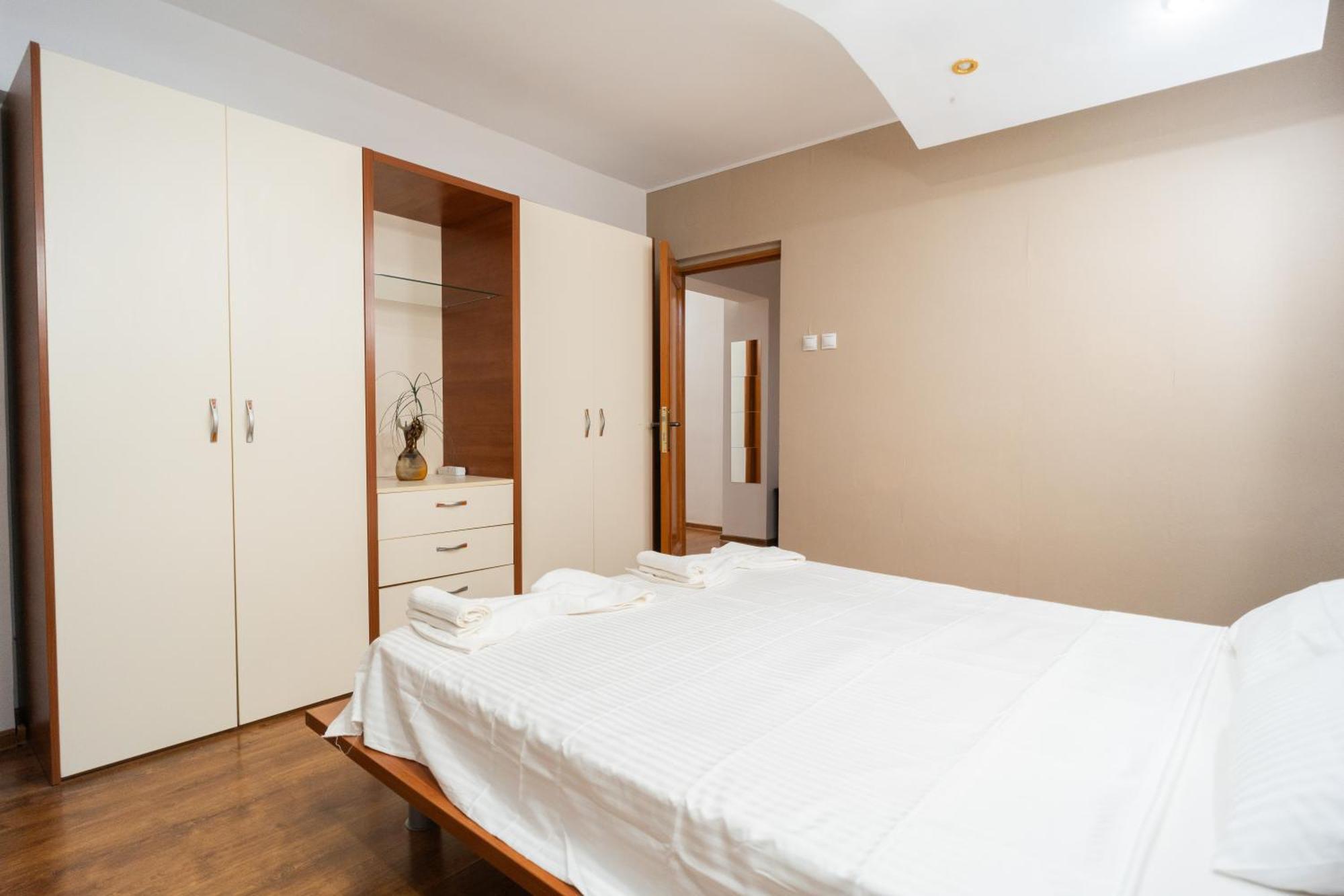 Apartment Ultra Central Retreat - Palace Of Parliament View Bucharest