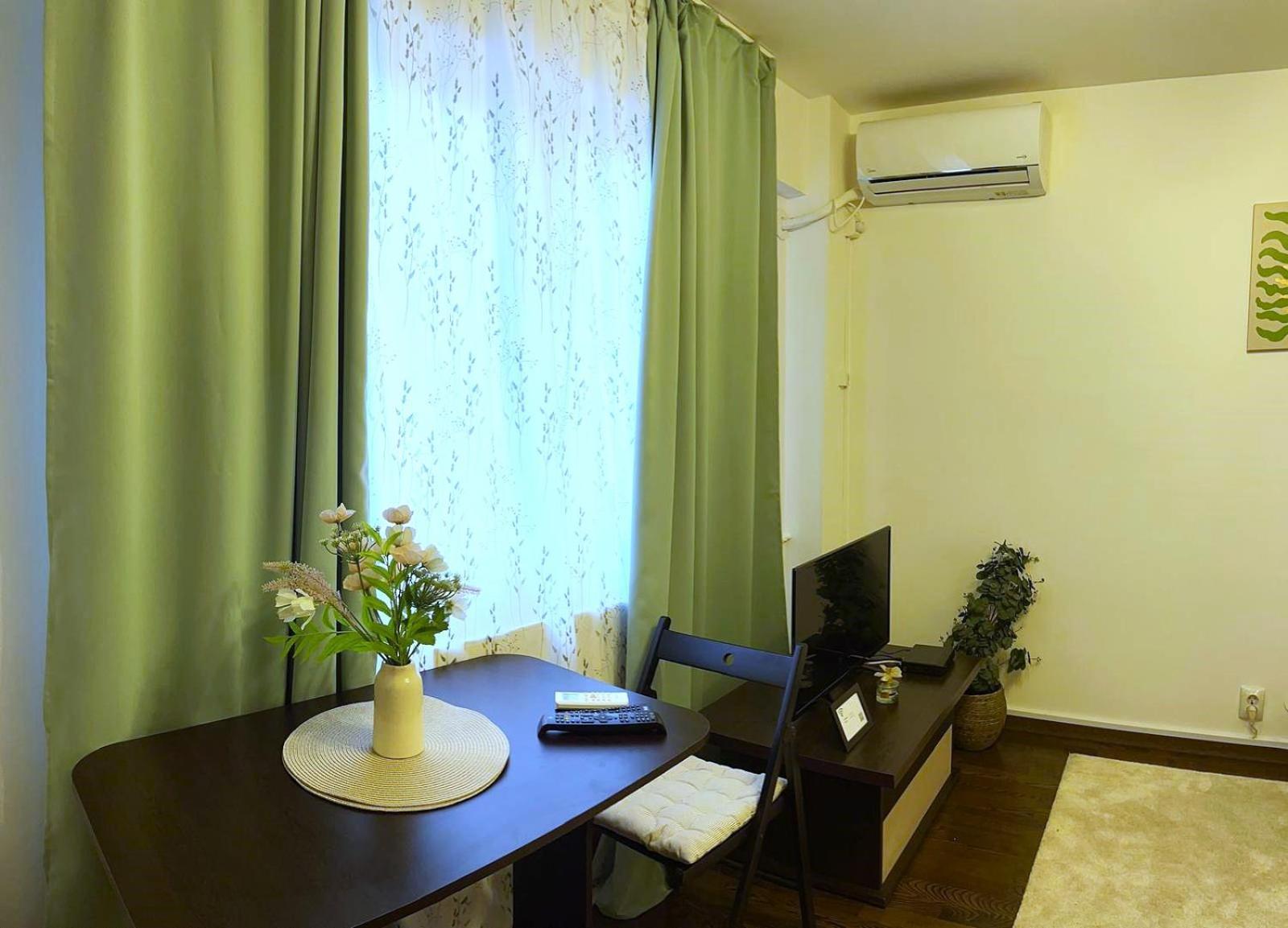 Victoriei - Location With Ac