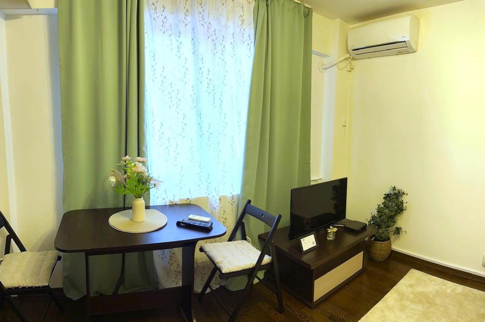 Apartment Victoriei - Location With Ac Bucharest