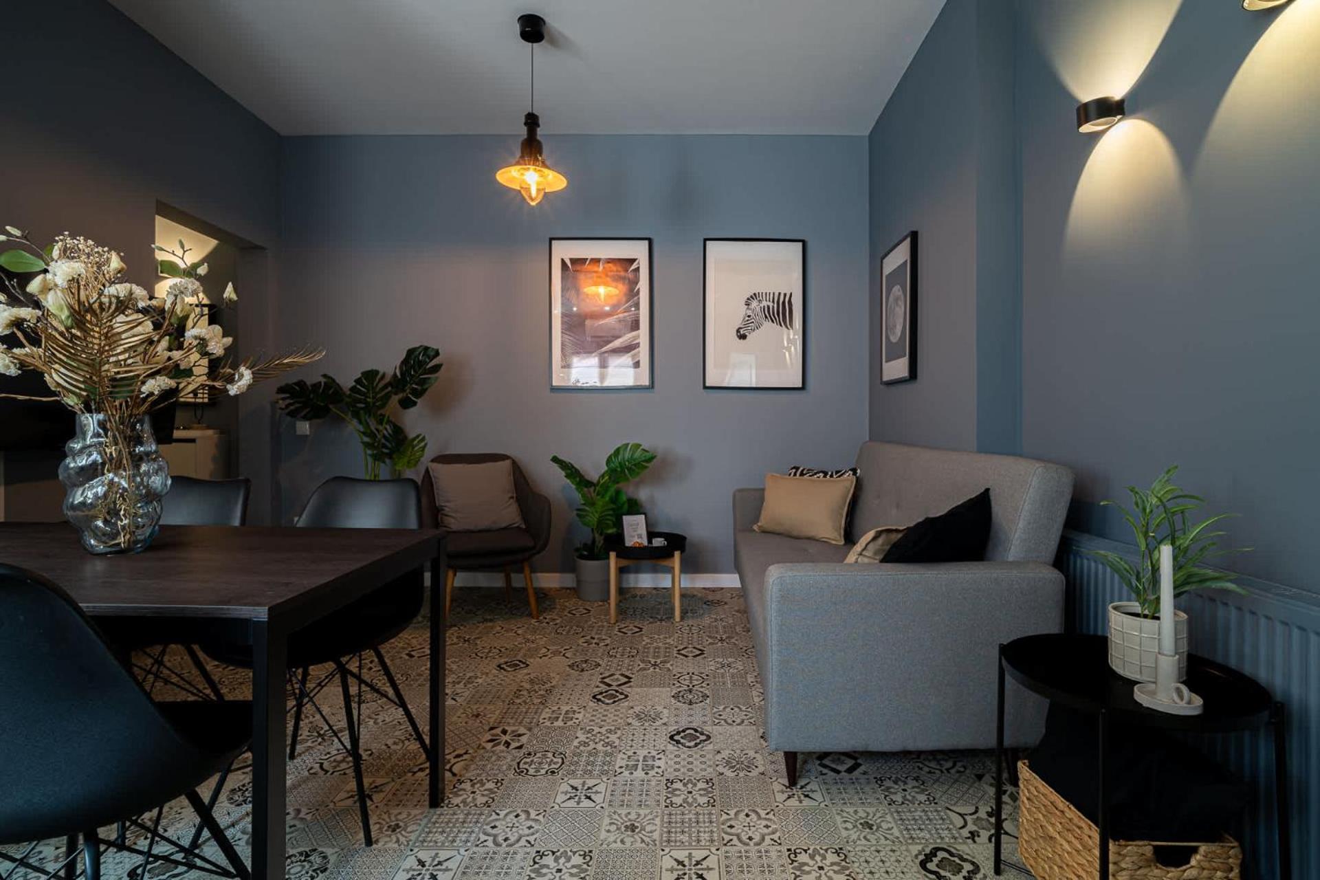 Chic Black & White 2br Retreat On Dambovitei Bucareste