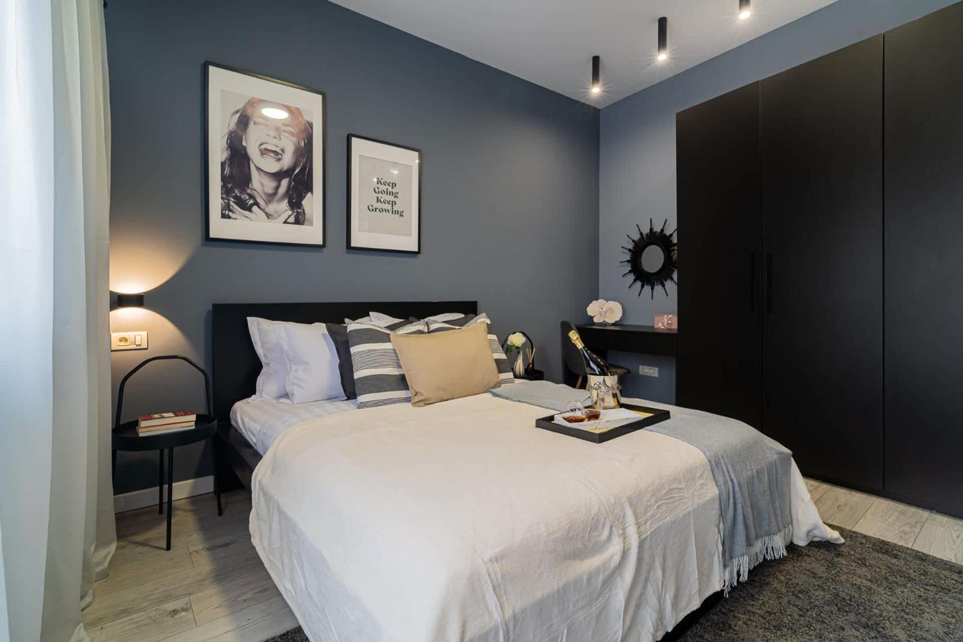 Apartamento Chic Black & White 2br Retreat On Dambovitei Bucareste