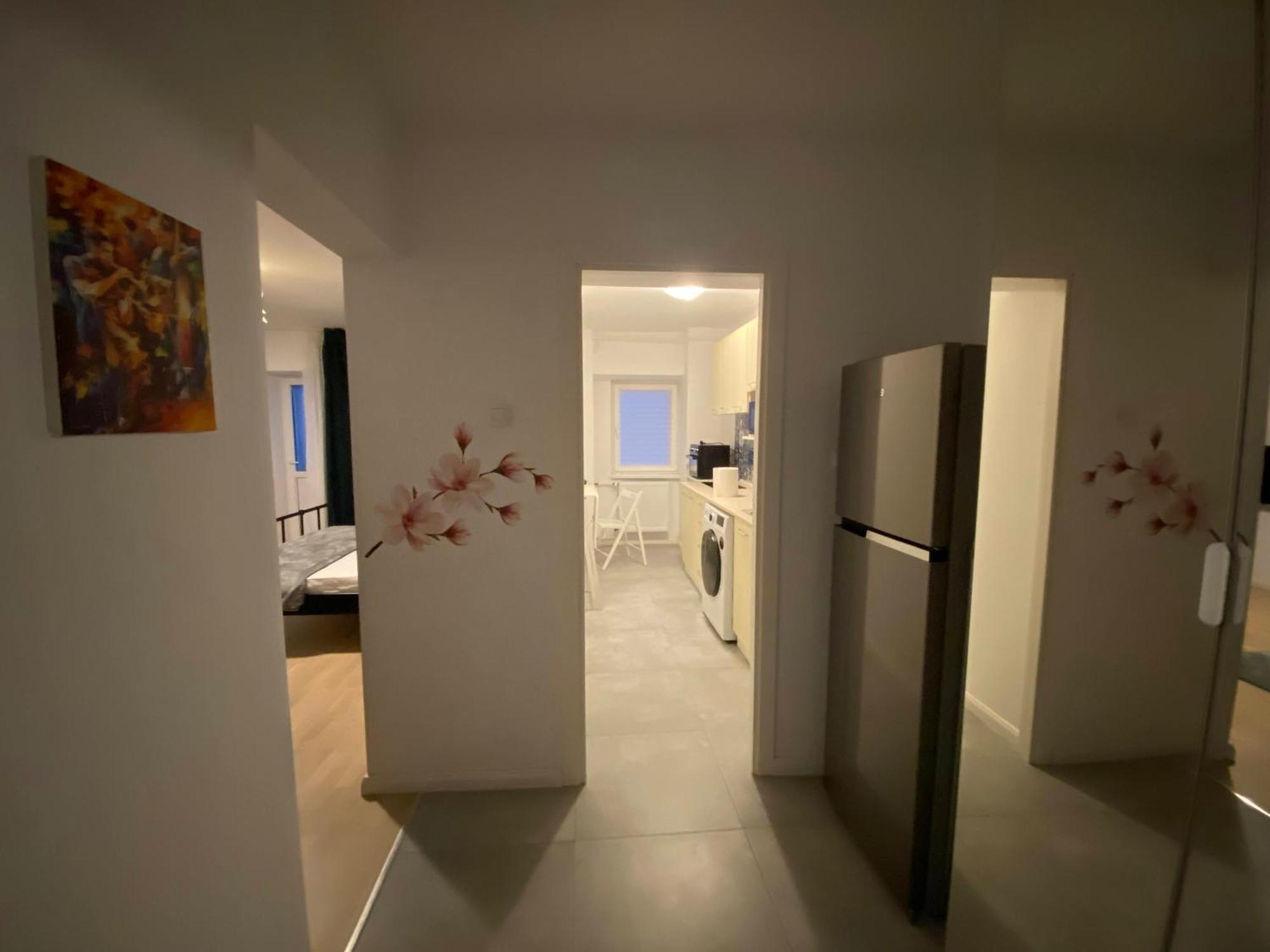 Am Studio Mall Apartment Bucharest