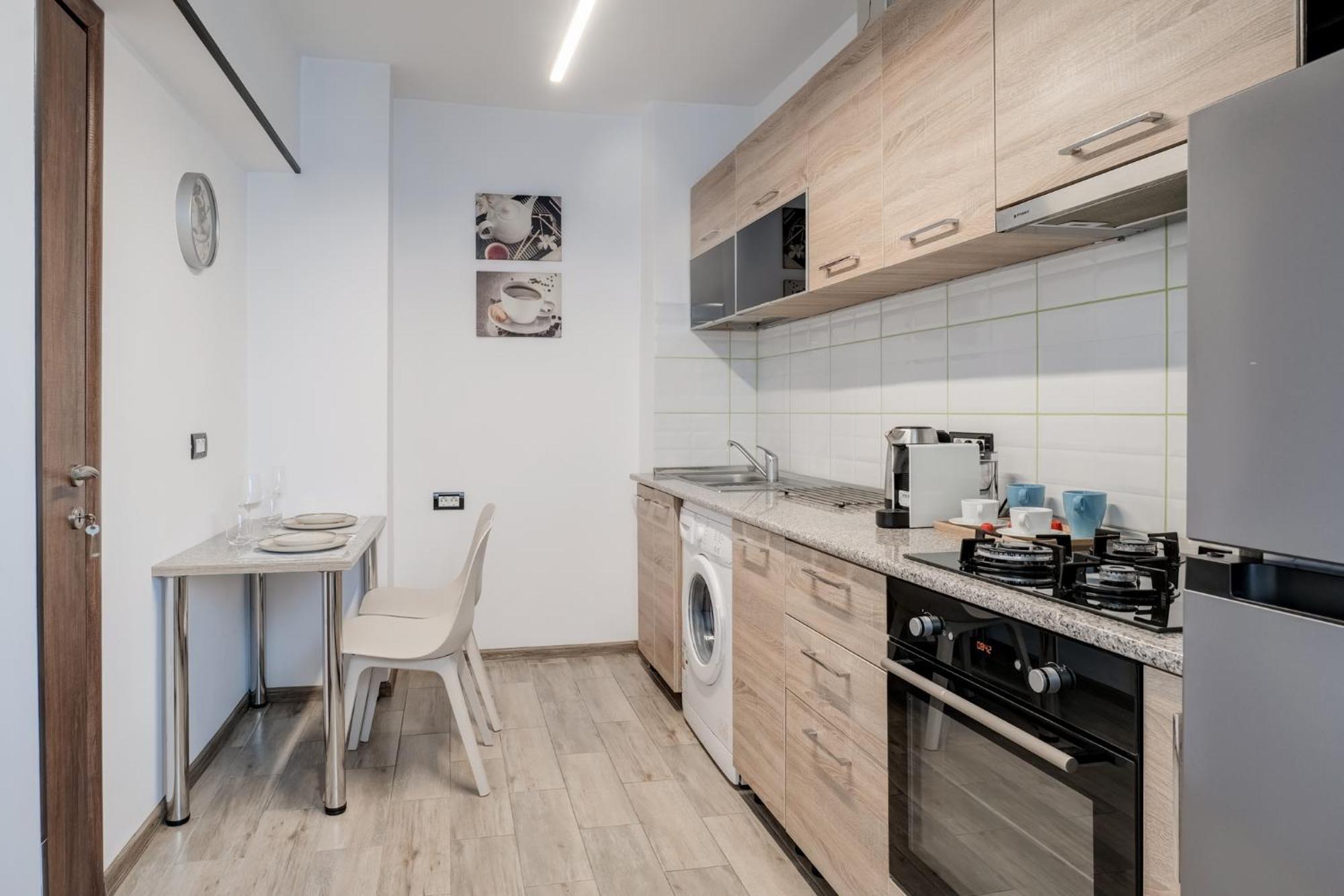 Chanttal Luxury - Fountain Apartament *