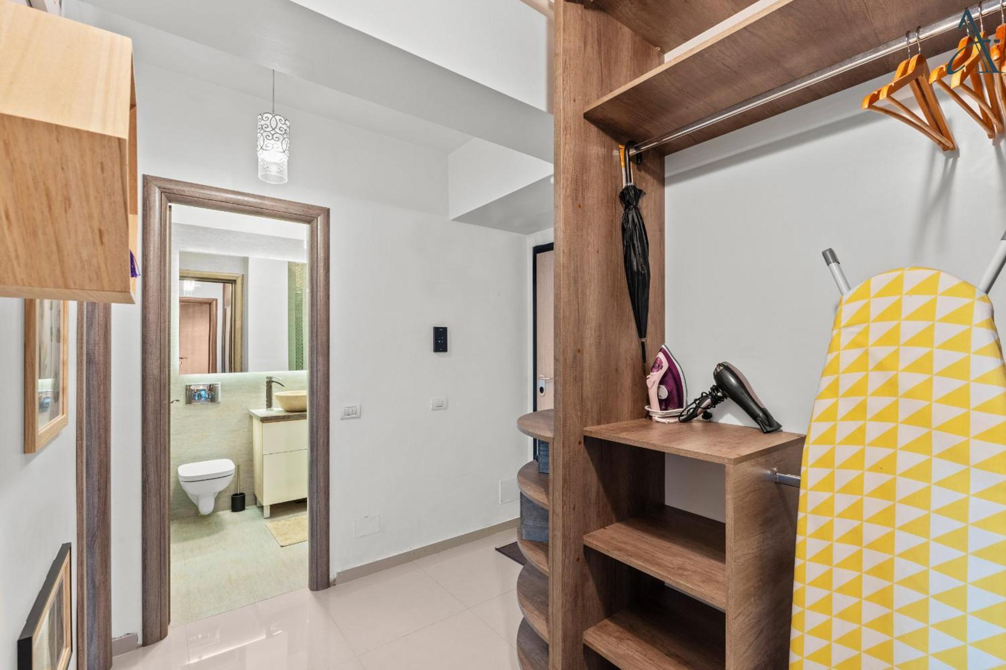 Play Apart Apartment *