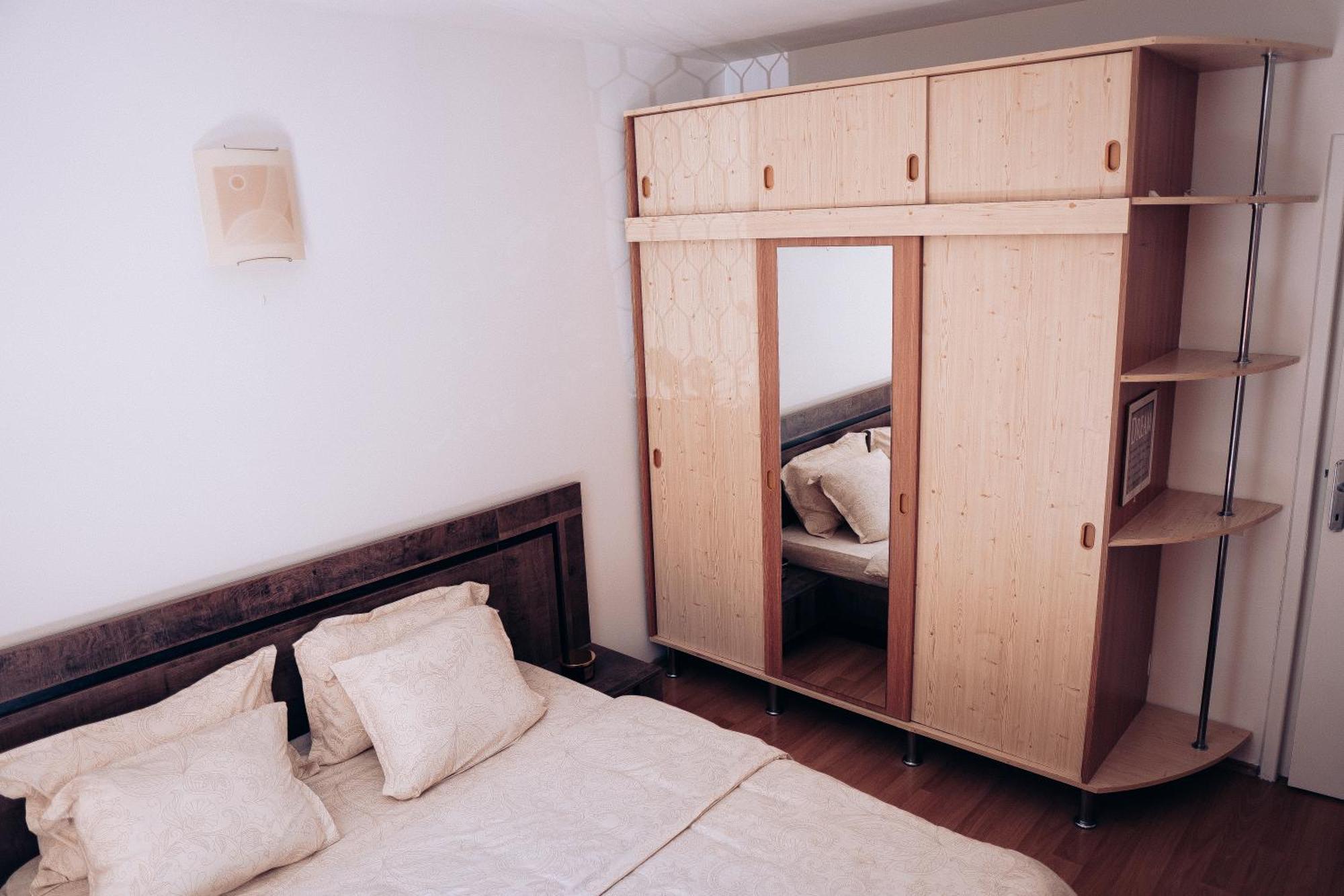 Getaway 2-rooms Near The Apartment *