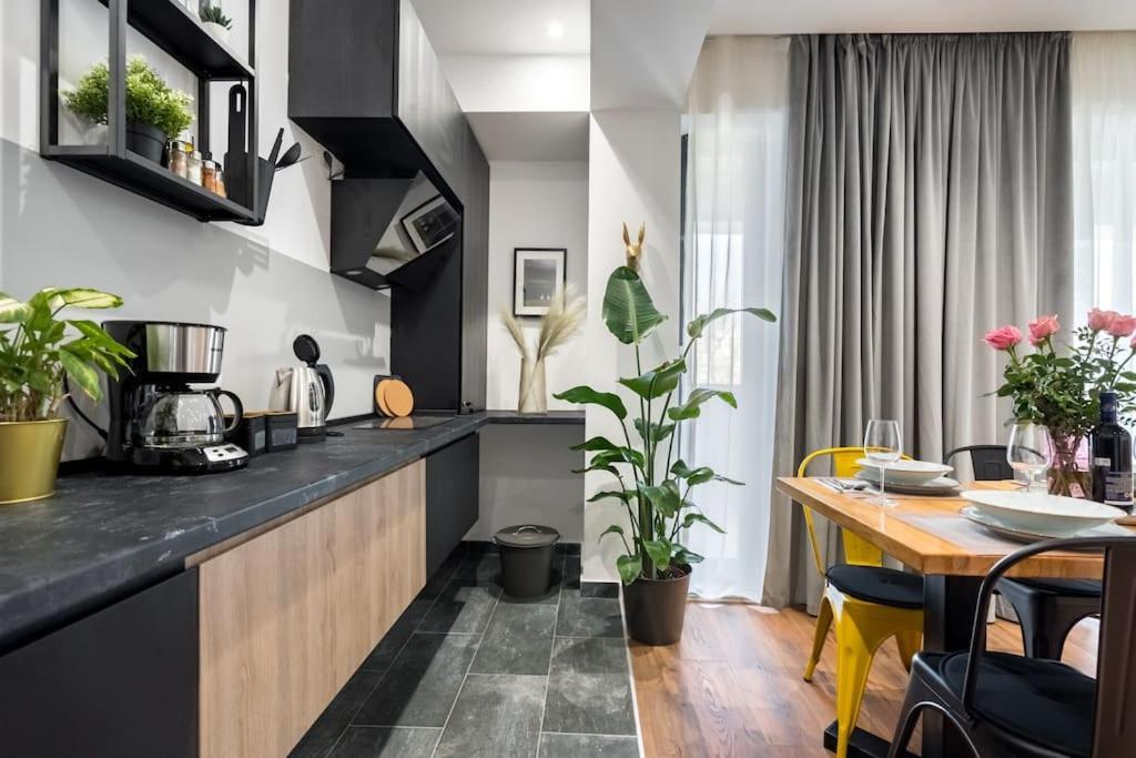 18 - New Building & Parking Apartamento Bucareste