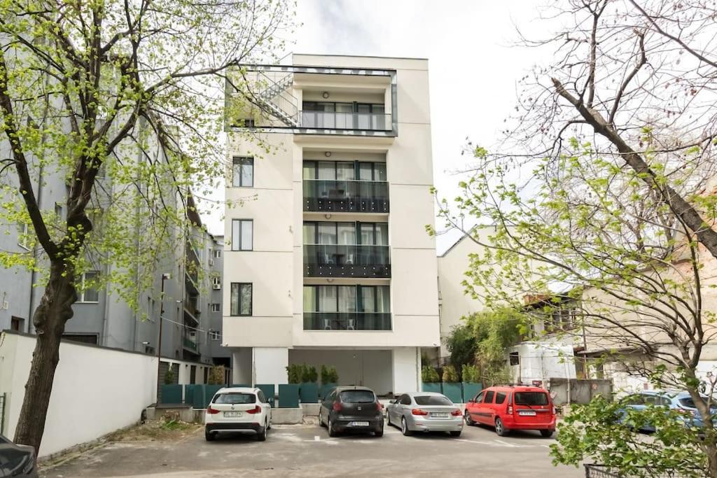 14 - New Building & Parking *