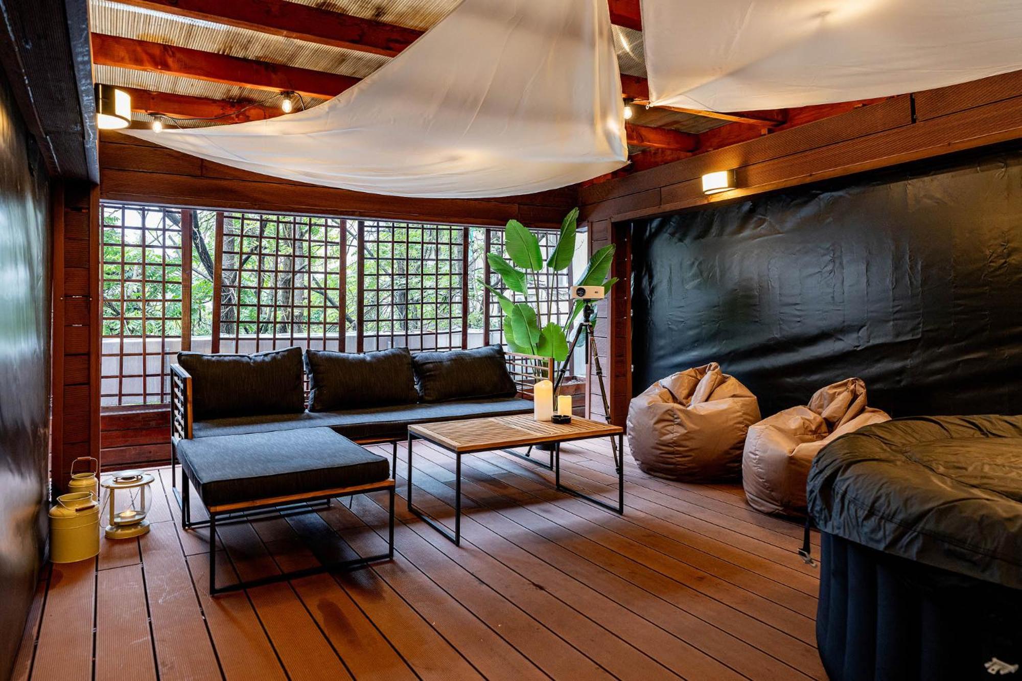 Downtown Wabi-sabi Loft Terrace&jacuzzi Old Town