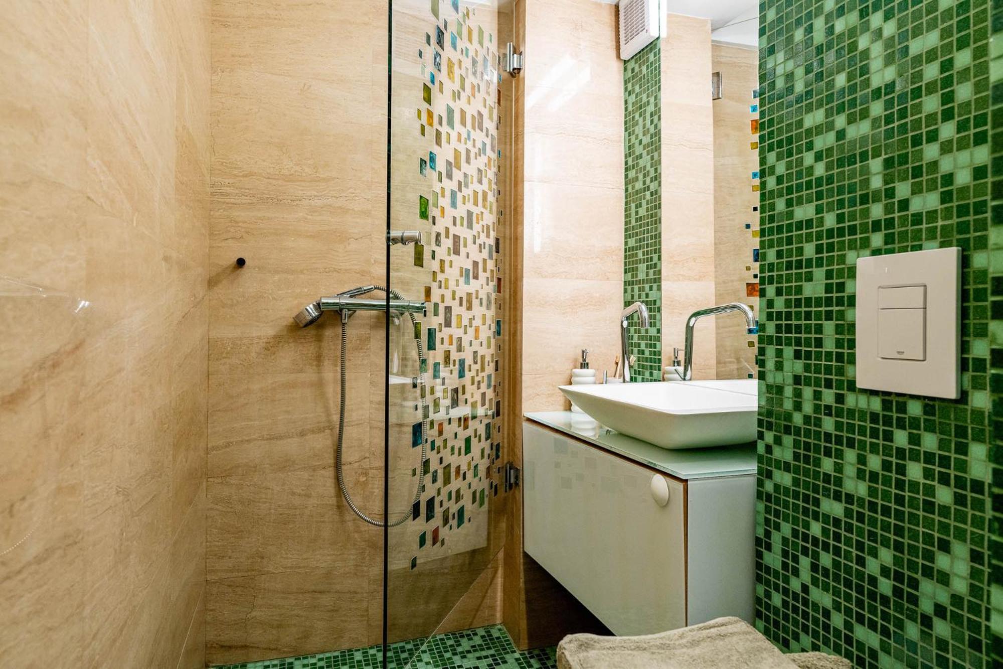 Downtown Wabi-sabi Loft Terrace&jacuzzi Old Town Apartamento Bucareste