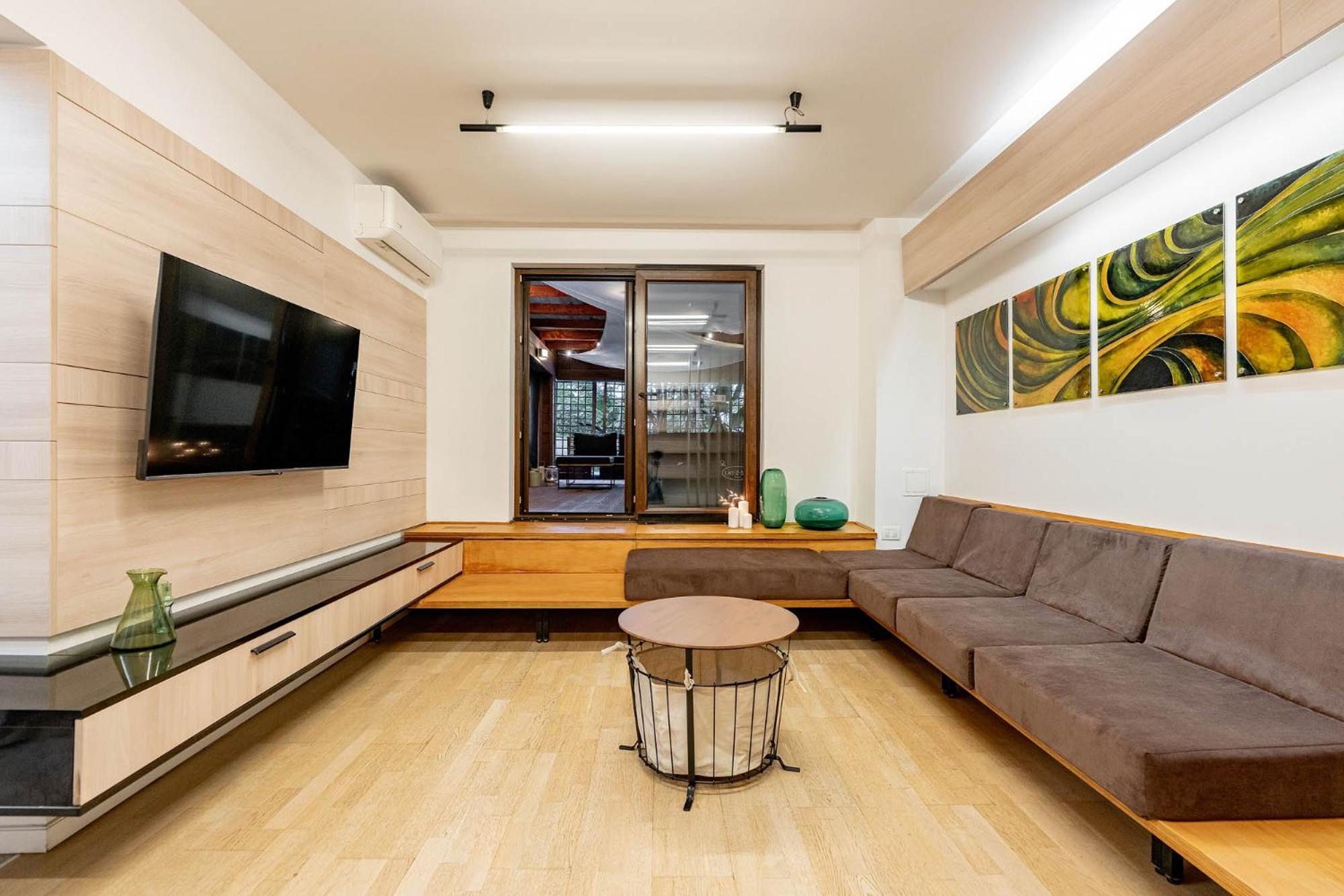 Apartment Downtown Wabi-sabi Loft Terrace&jacuzzi Old Town *