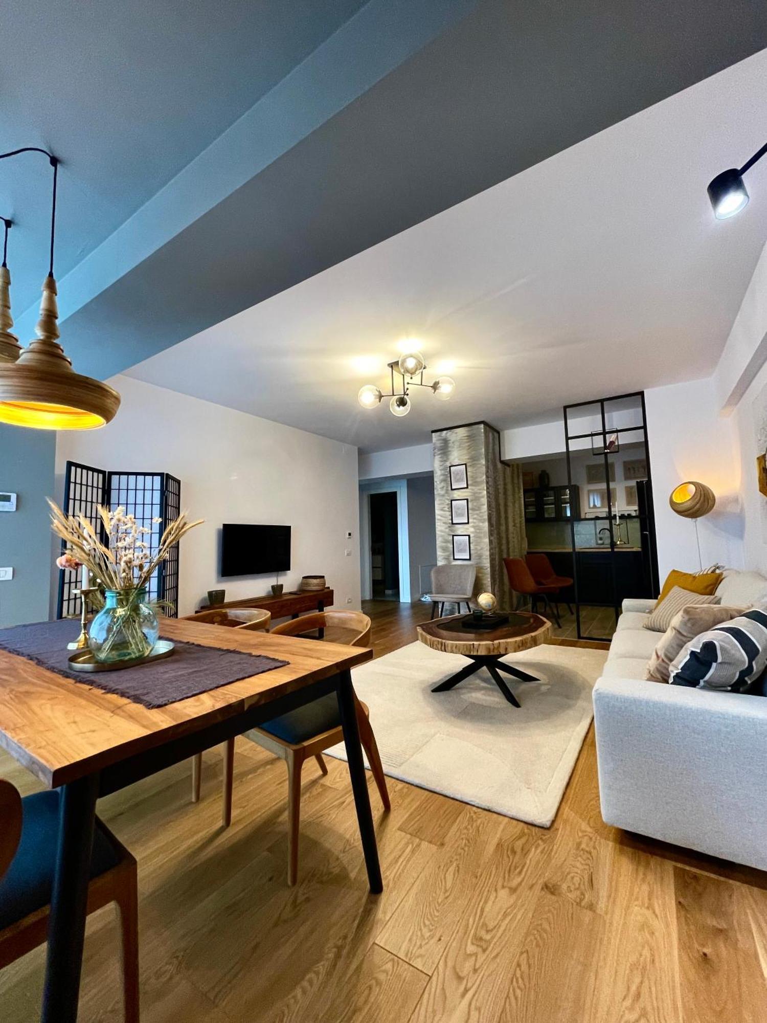 The Loft * Bucureşti