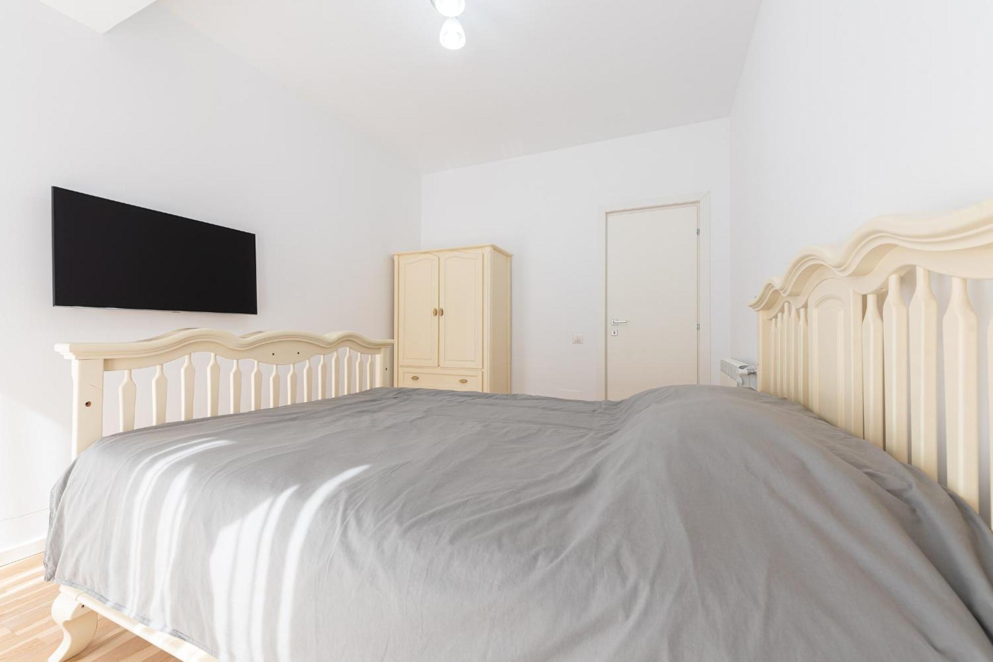 Ines - Modern 2br With Garden Views Apartment *