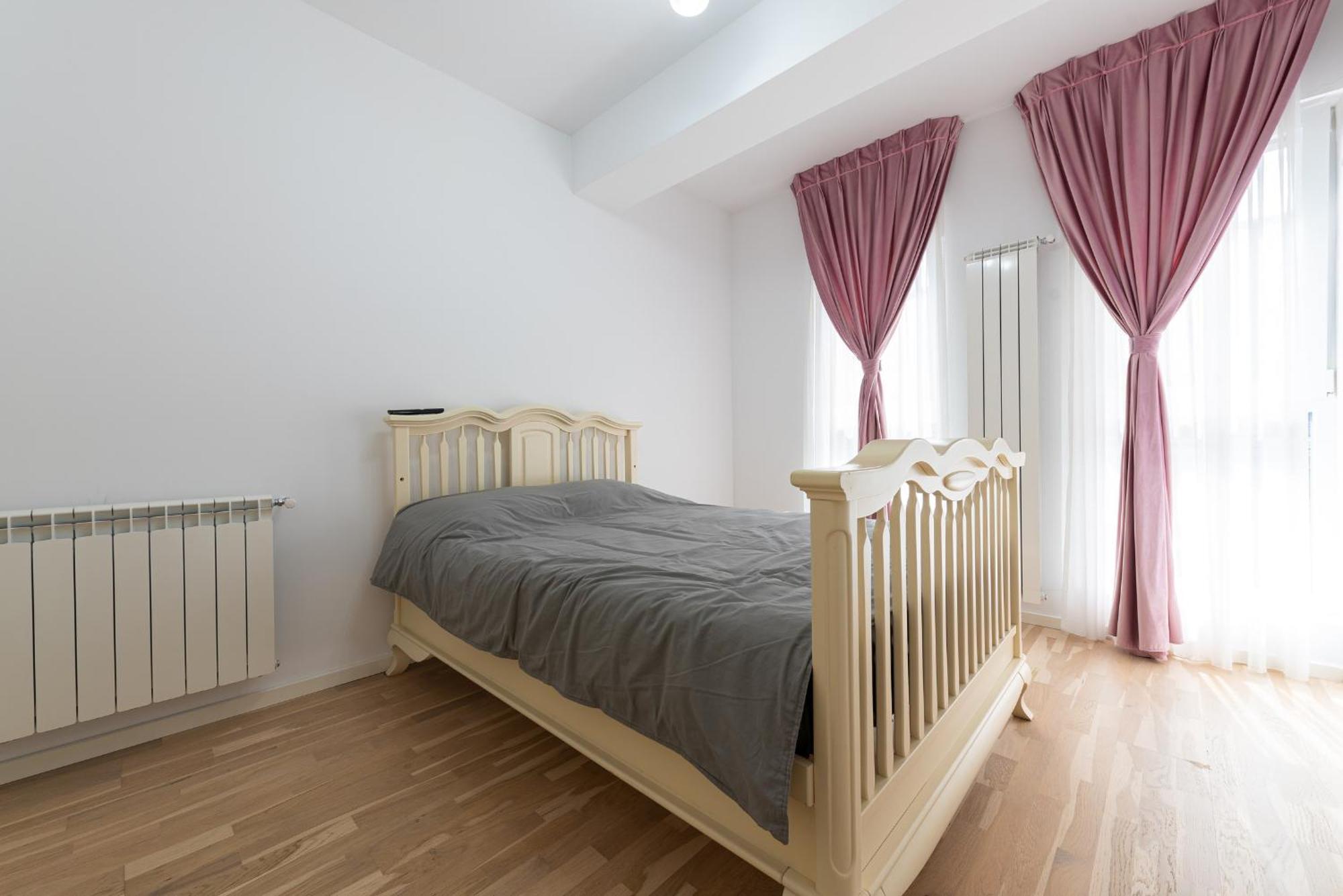 Ines - Modern 2br With Garden Views Bucharest