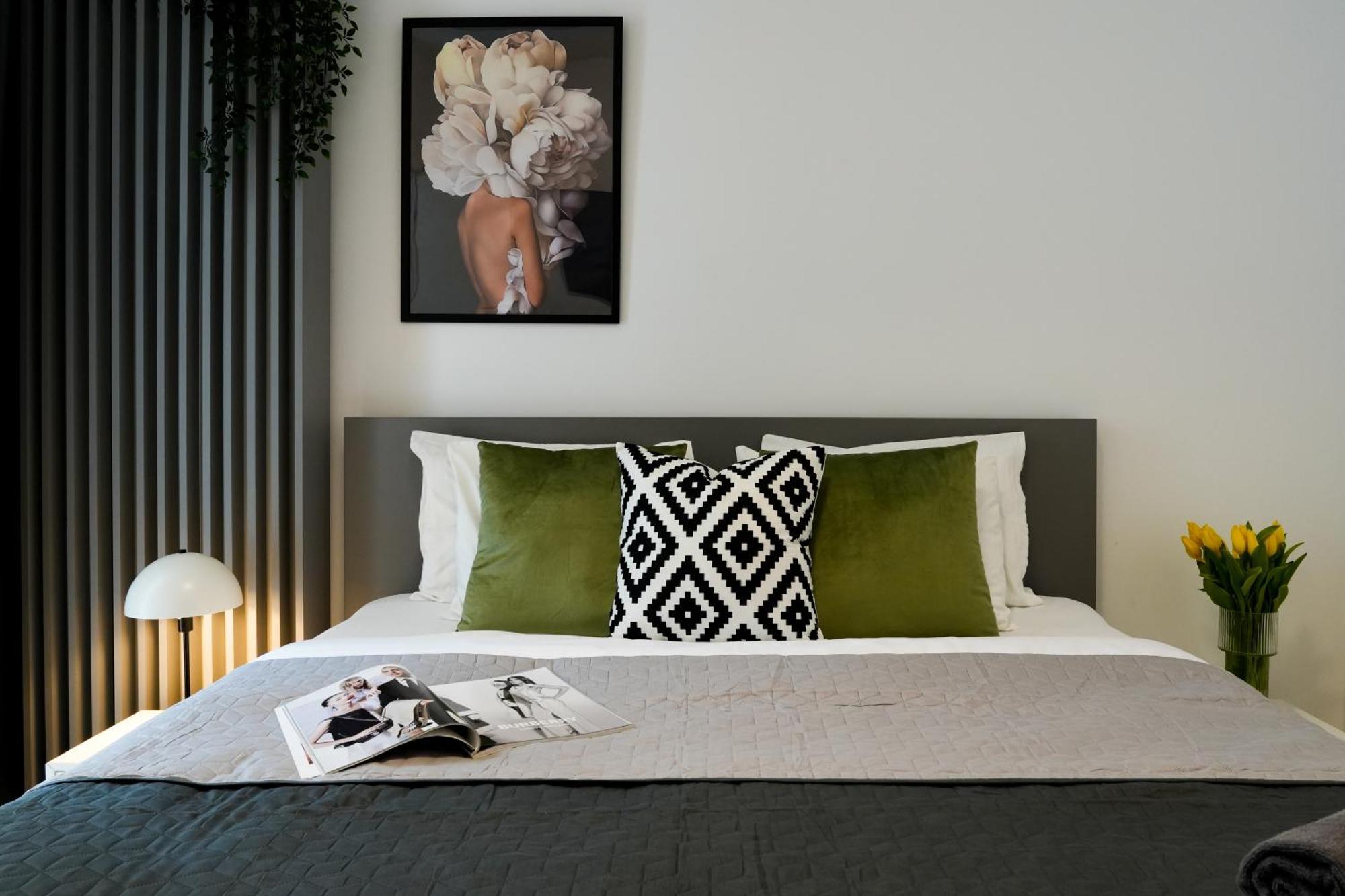 Apartment Ana - Cozy & Quiet With Balcony & Garden View *