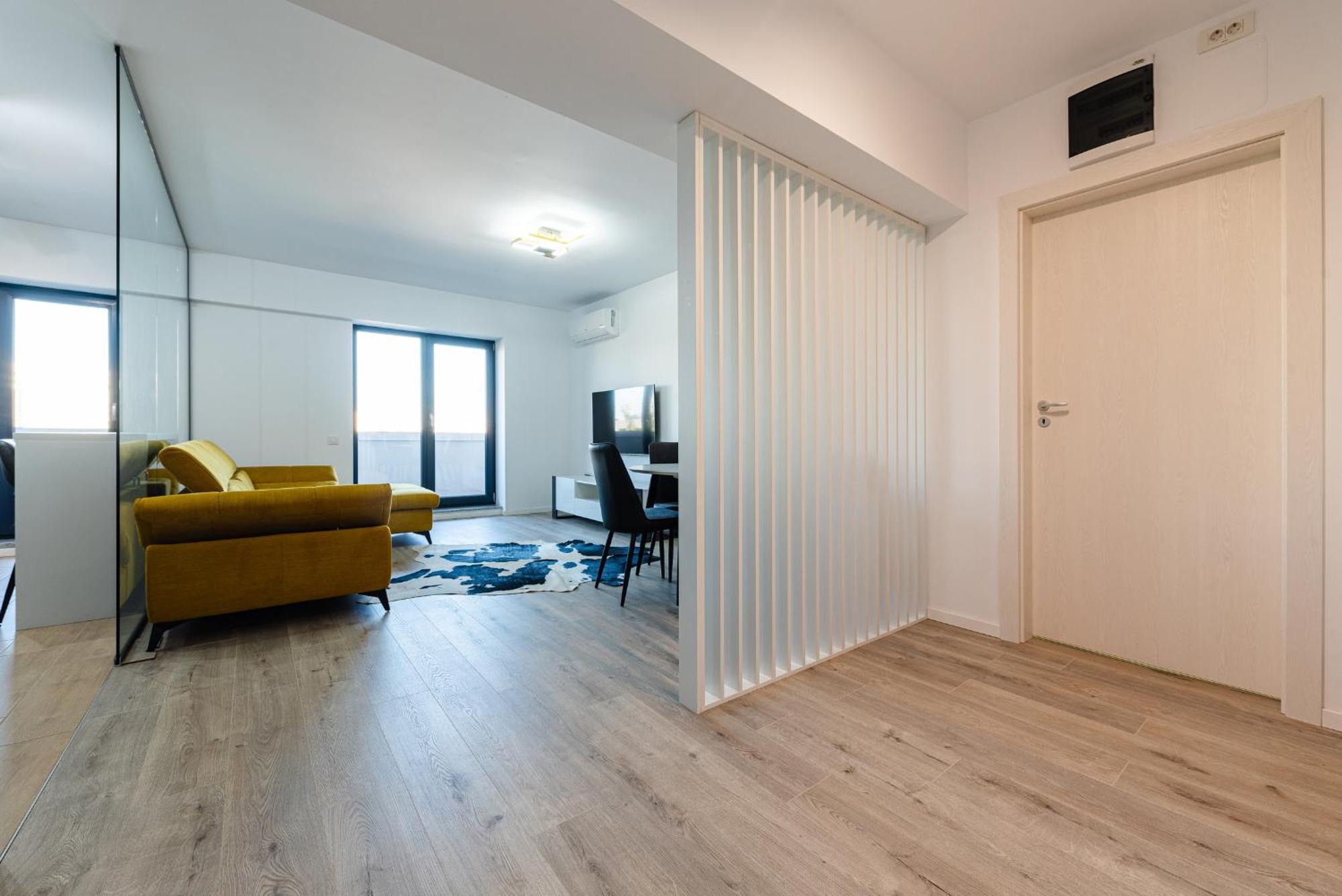 Apartment Vanda - Park-view With Private Balcony *
