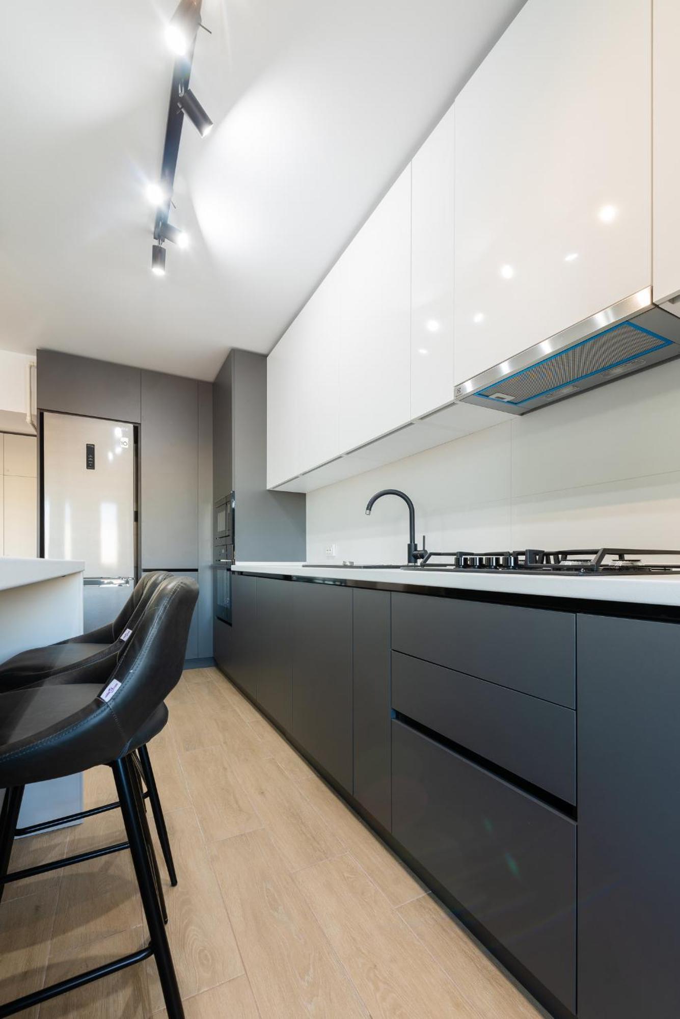 Vanda - Park-view With Private Balcony Apartment *