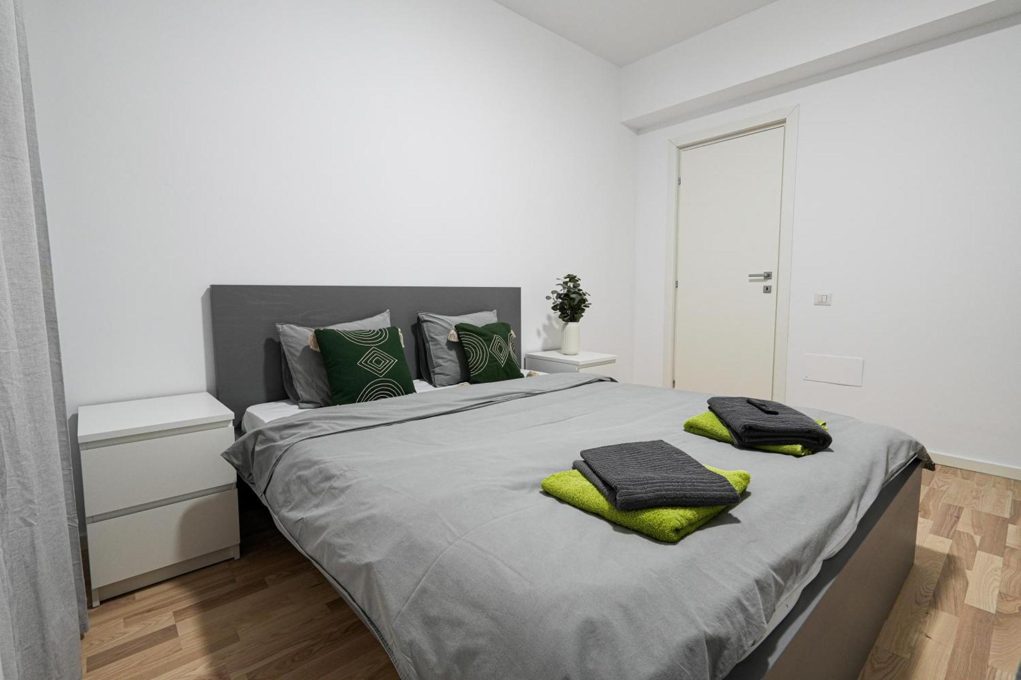 Gabi - Chic With Parking Close To Veranda Mall Apartament