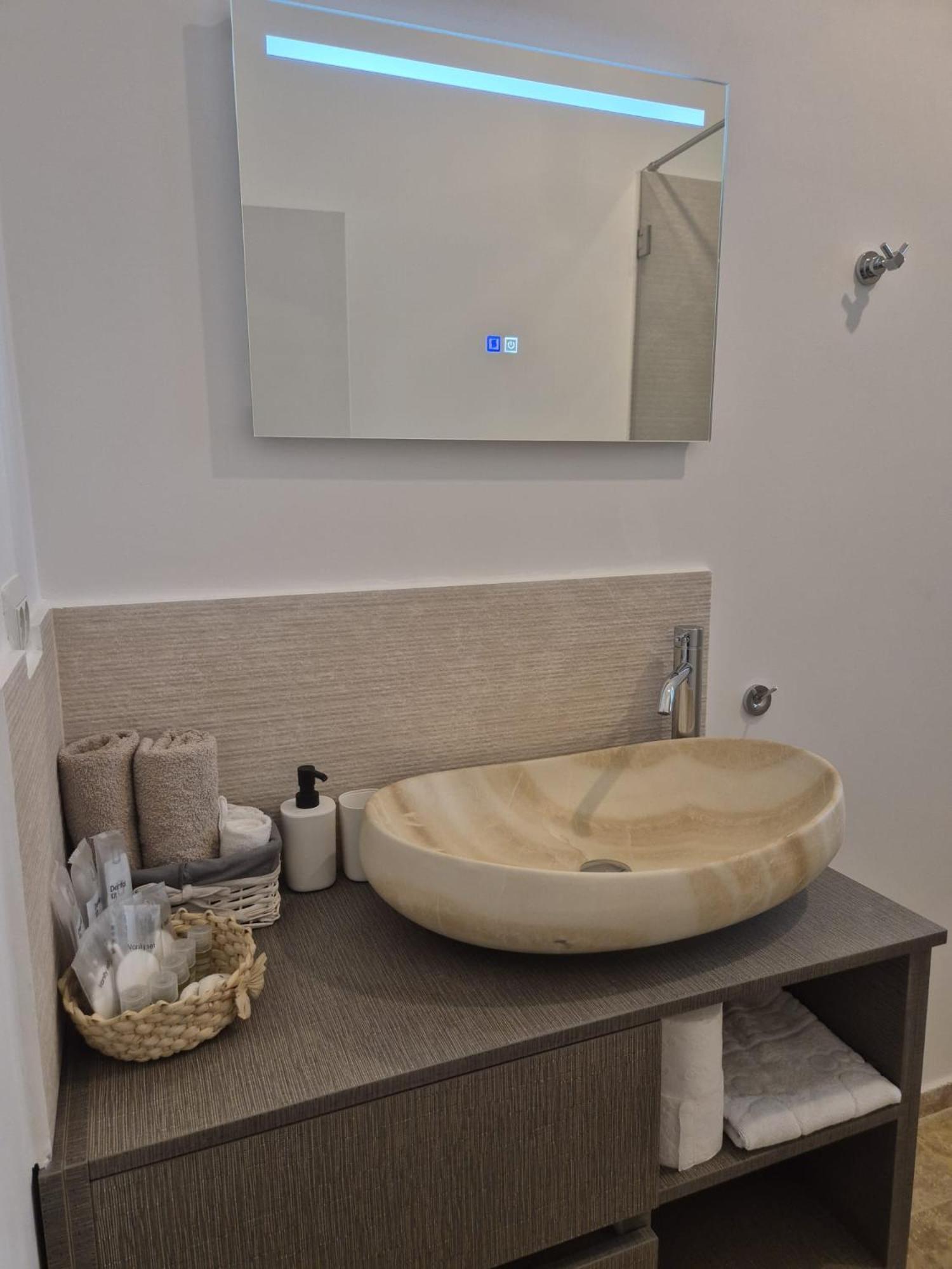 Apartment Great At Piata Romana Bucharest