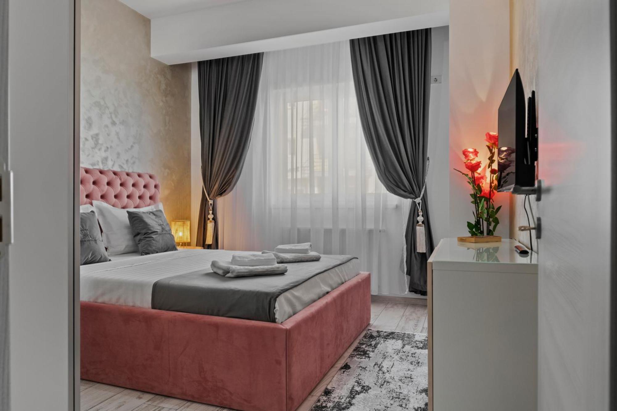 Luxury Rose Apartment Bucharest