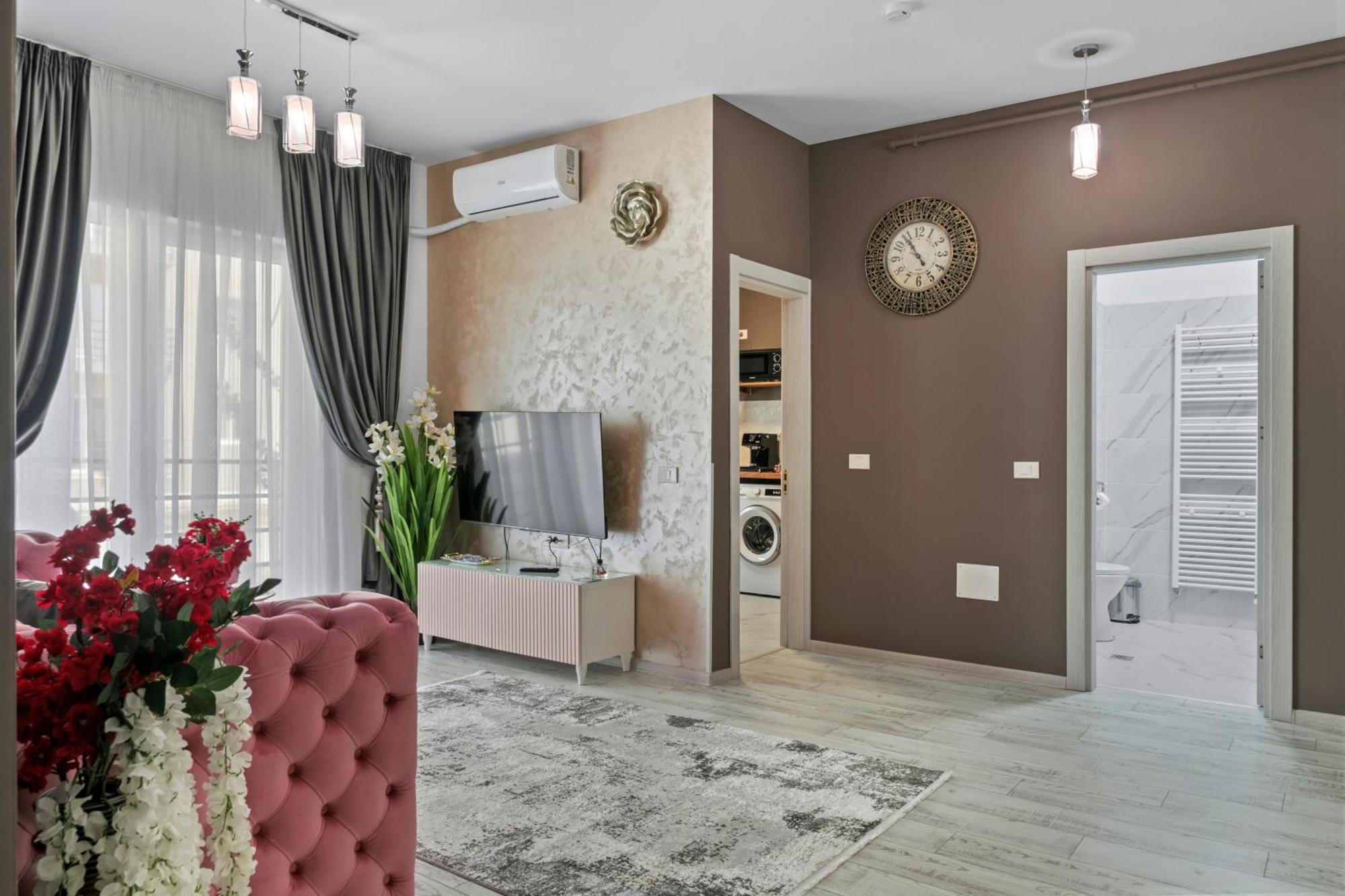Luxury Rose Apartment Bucharest