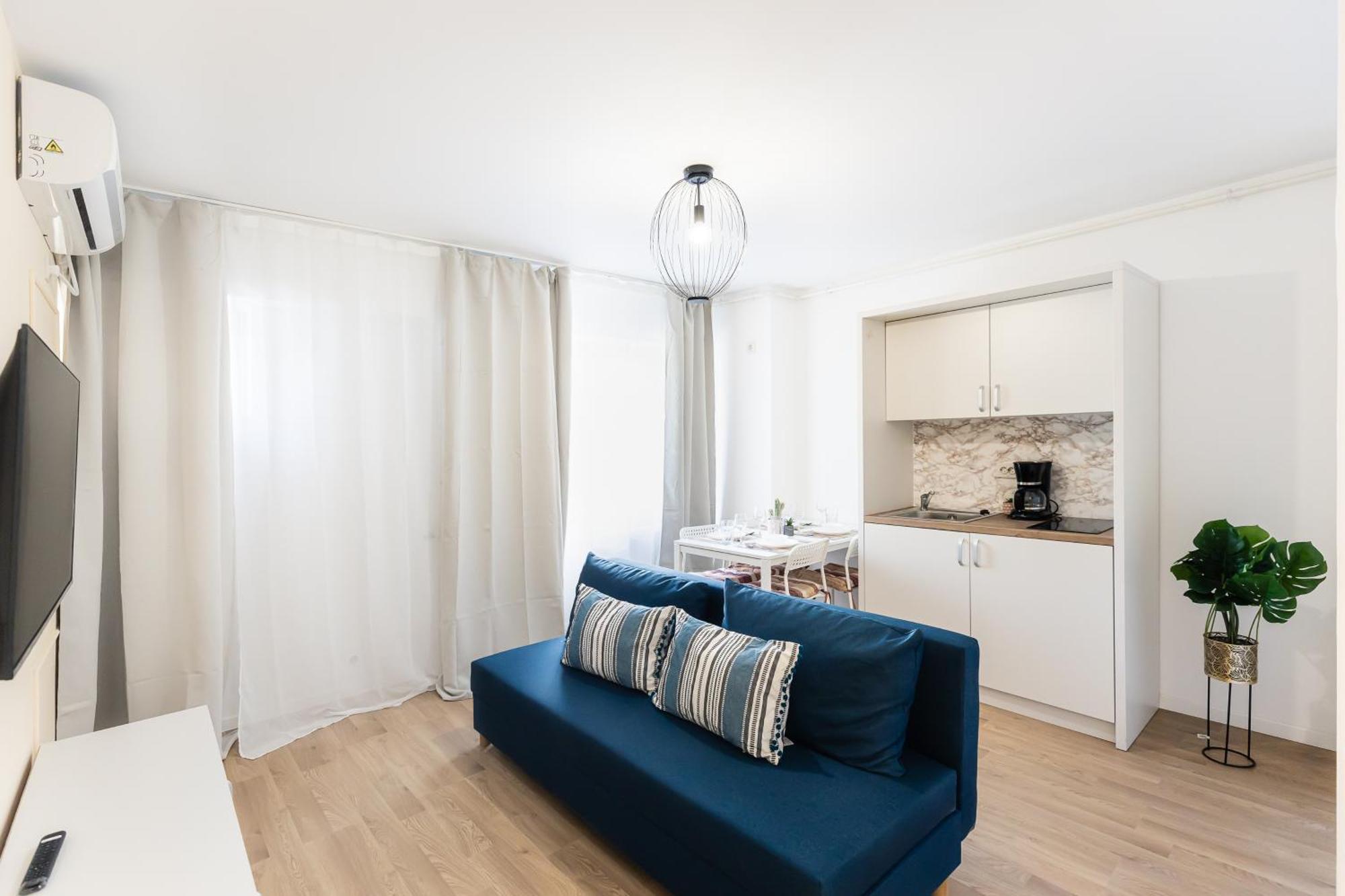 Simplicity Apartment Bucharest