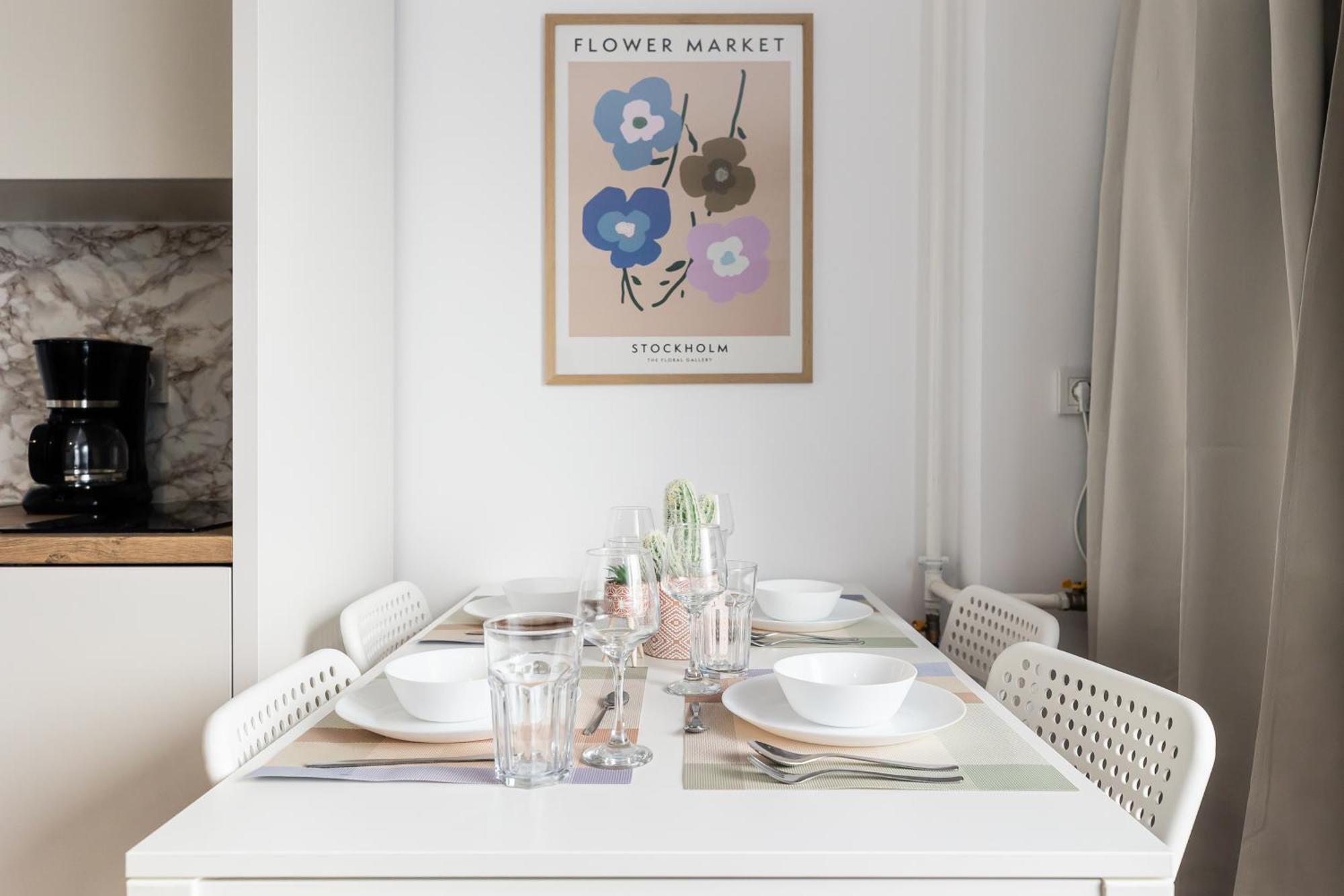 Apartment Simplicity *