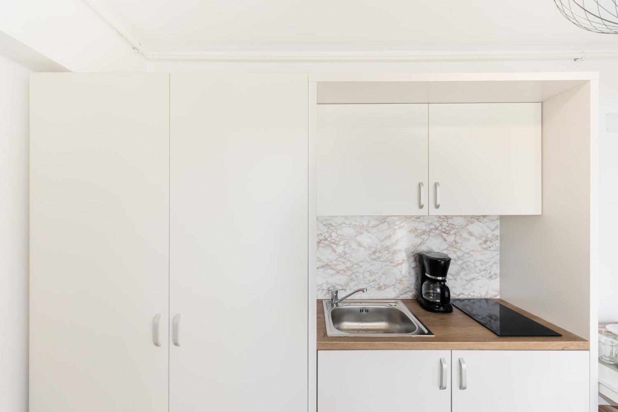 Apartment Simplicity
