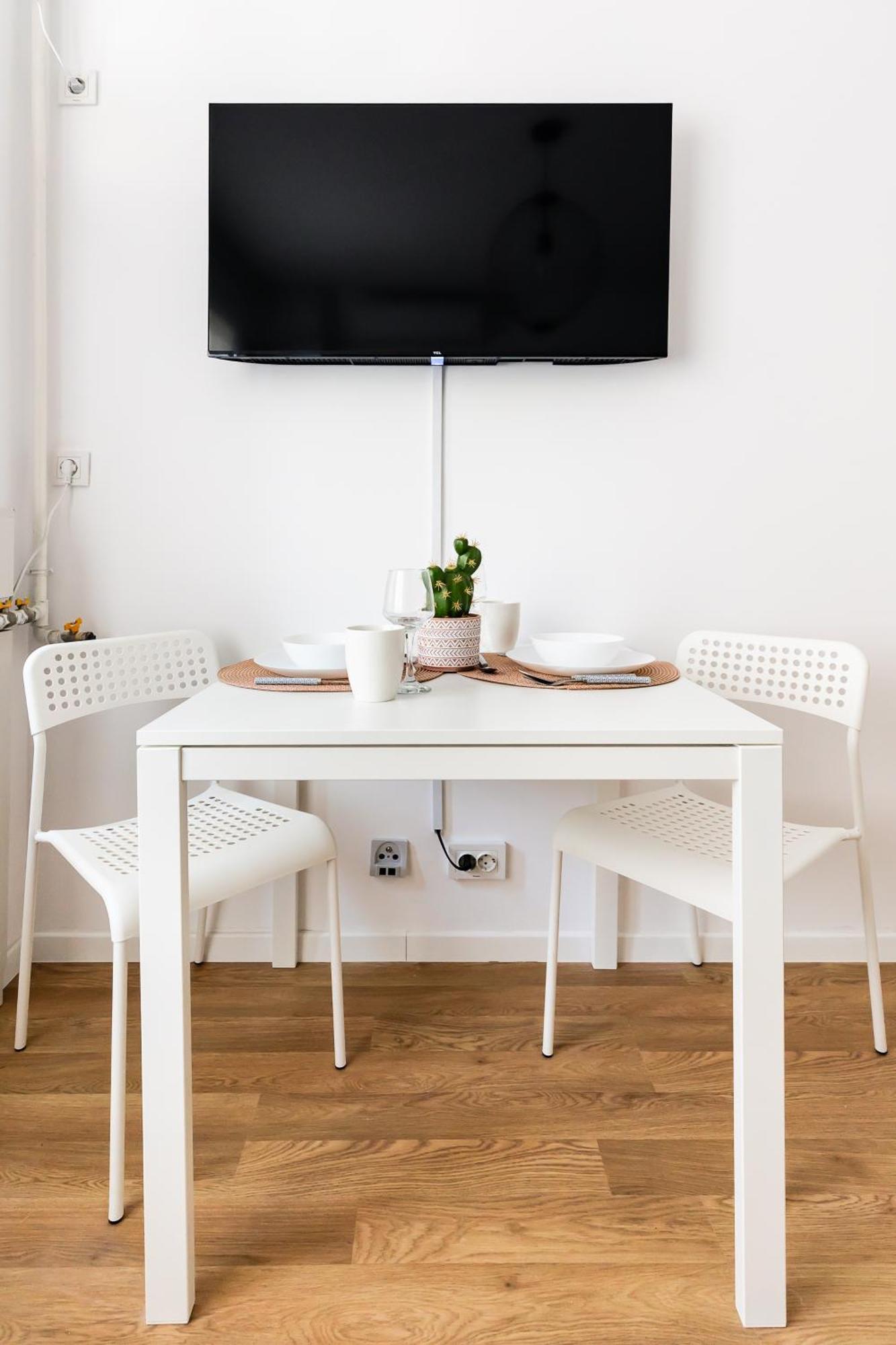 Apartment Simplicity