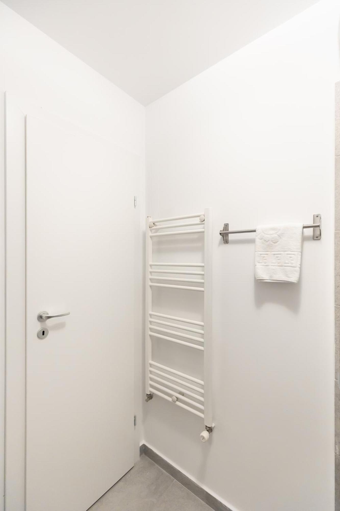 Simplicity Apartment Bucharest
