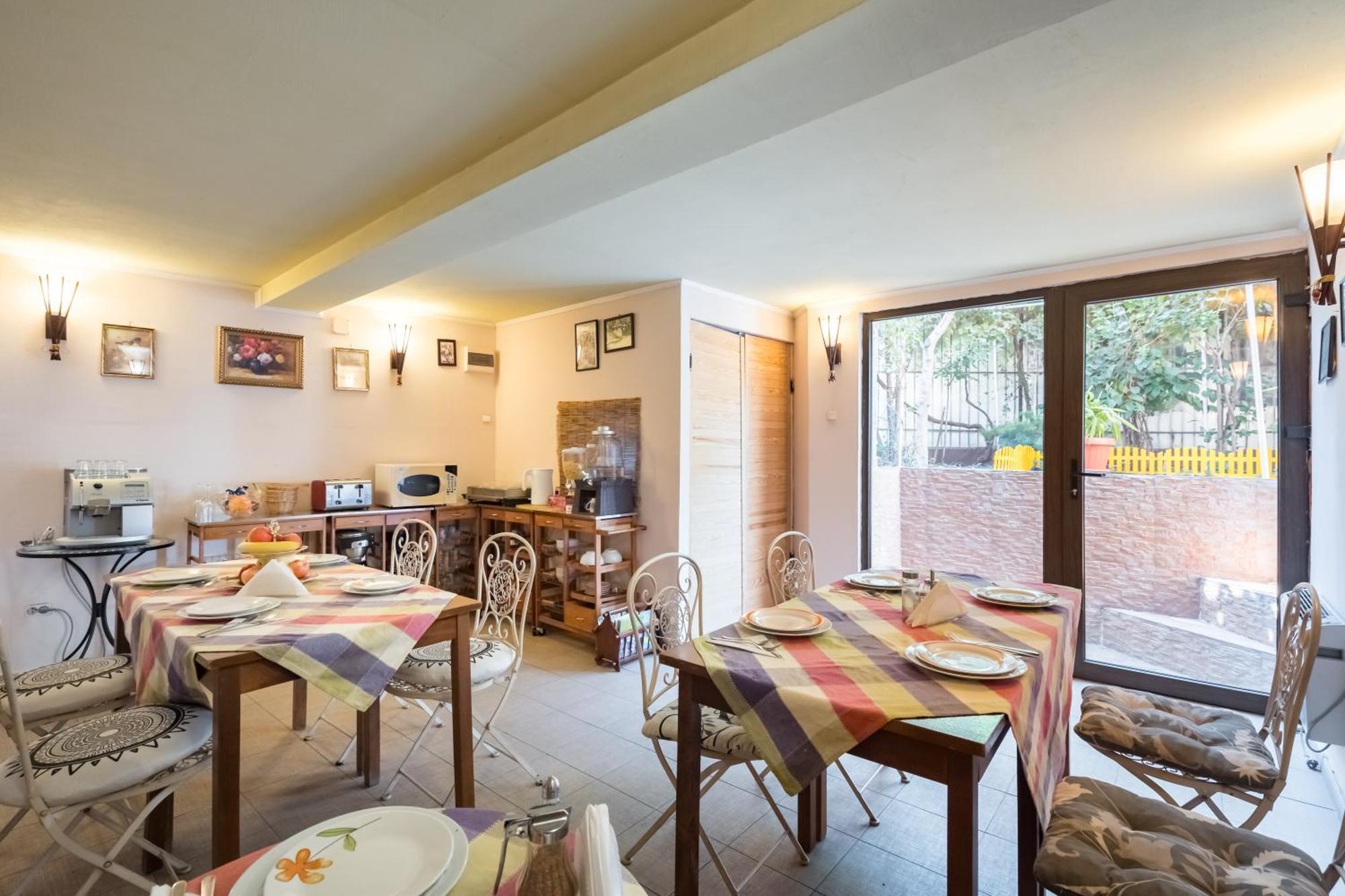 Casa de hóspedes Flower's 3*