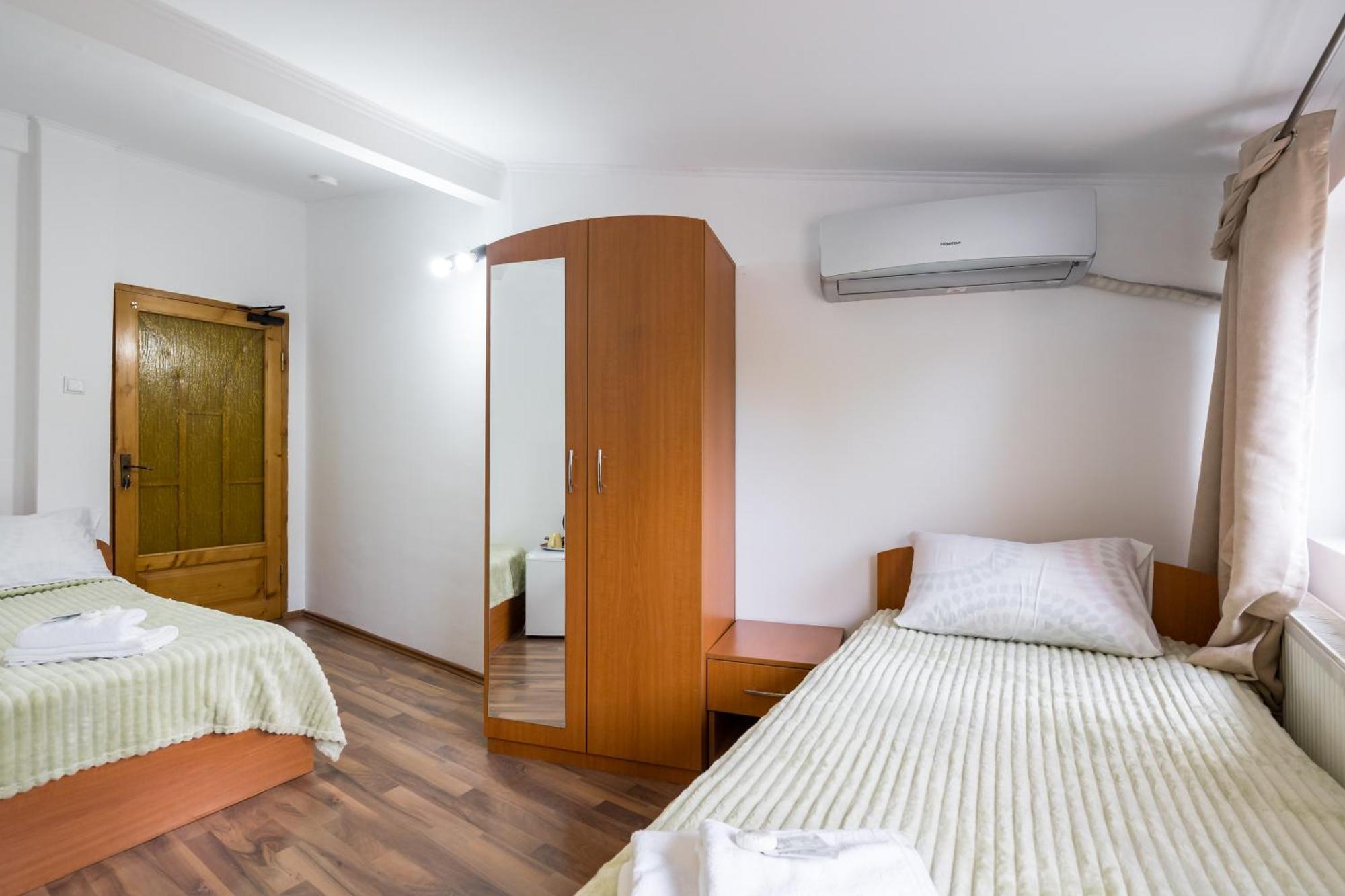 Casa de hóspedes Flower's 3*