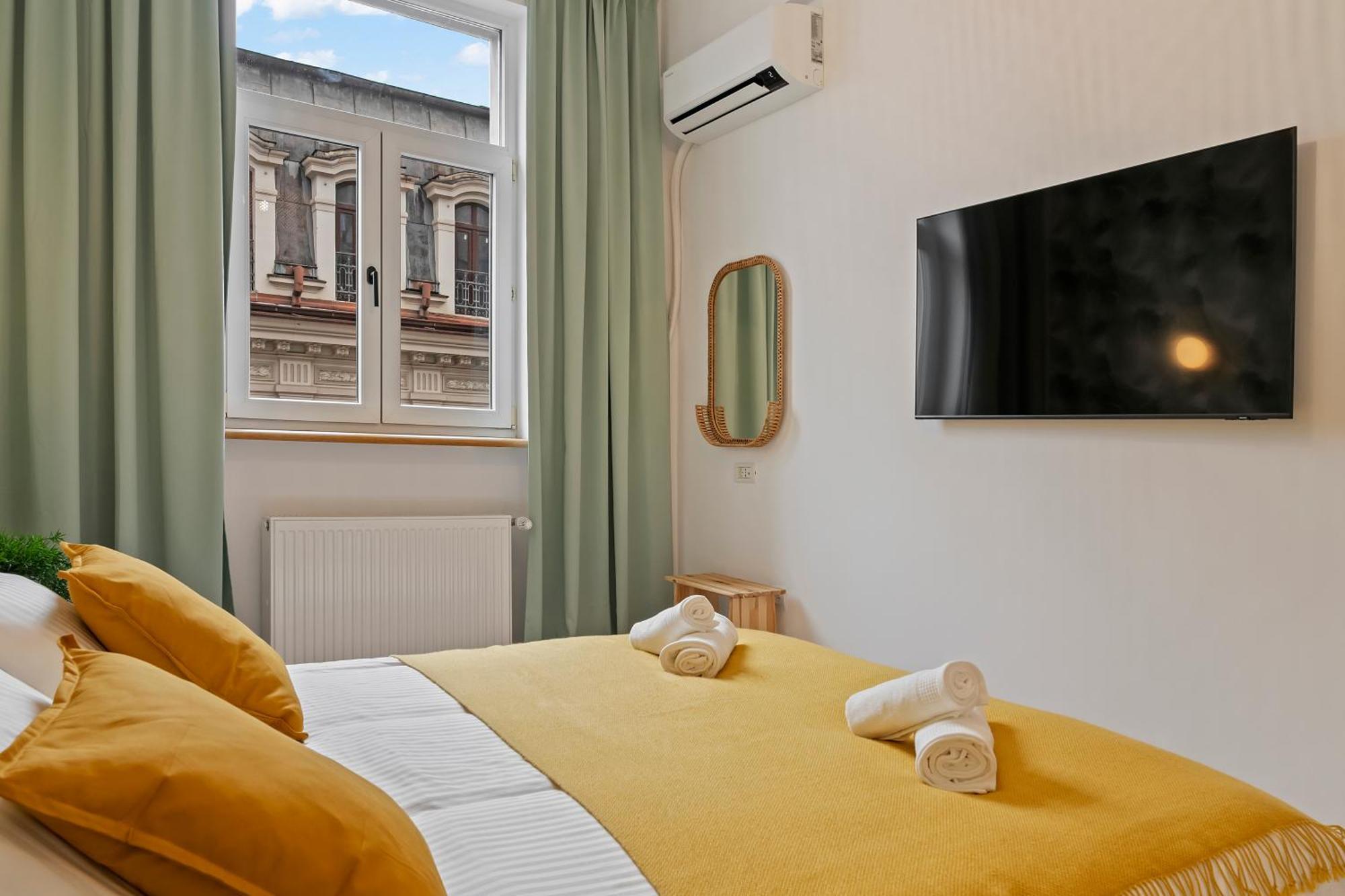 Old Rise Apartment Bucharest