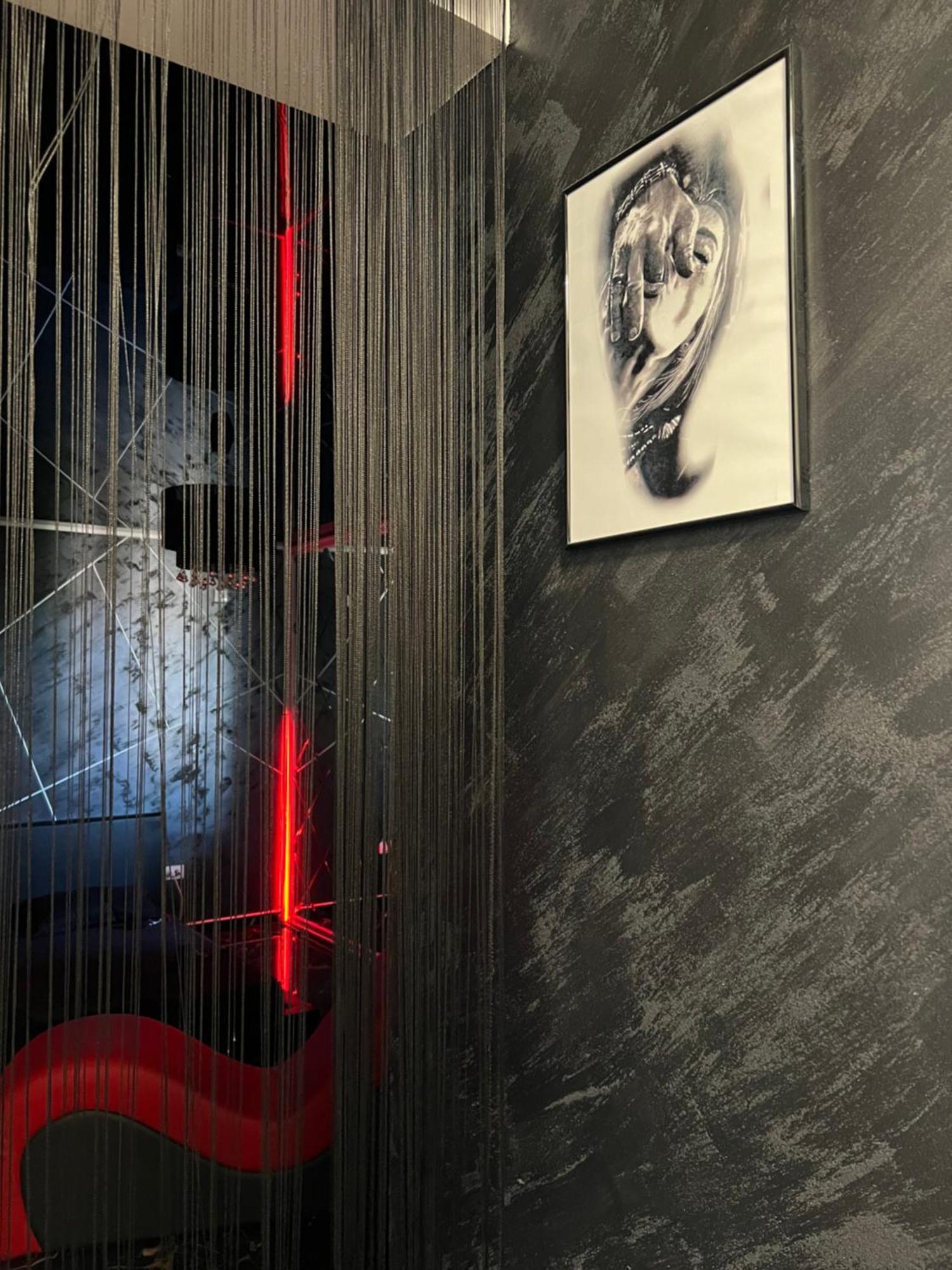Adult Only Fantasy Apartment Bucharest