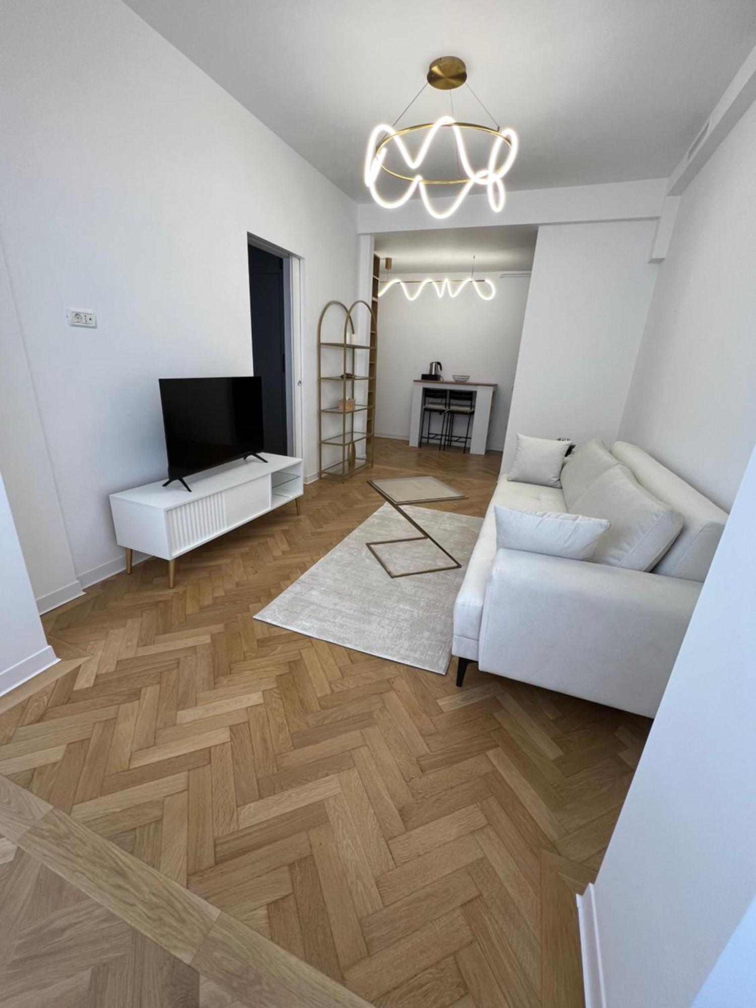 Center Victoriei St Apartamento