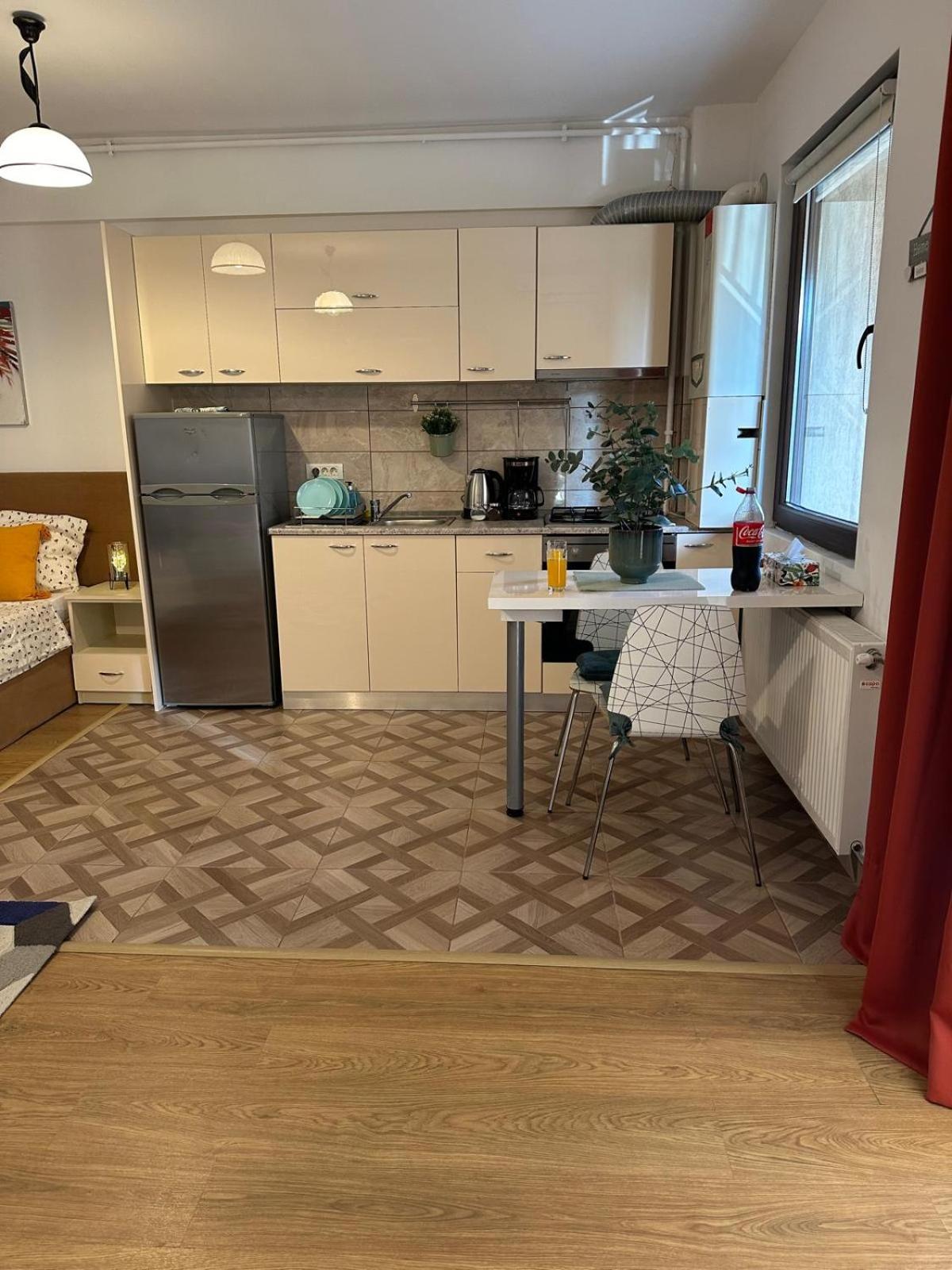 Apartamento Deluxe Uniri Bucareste