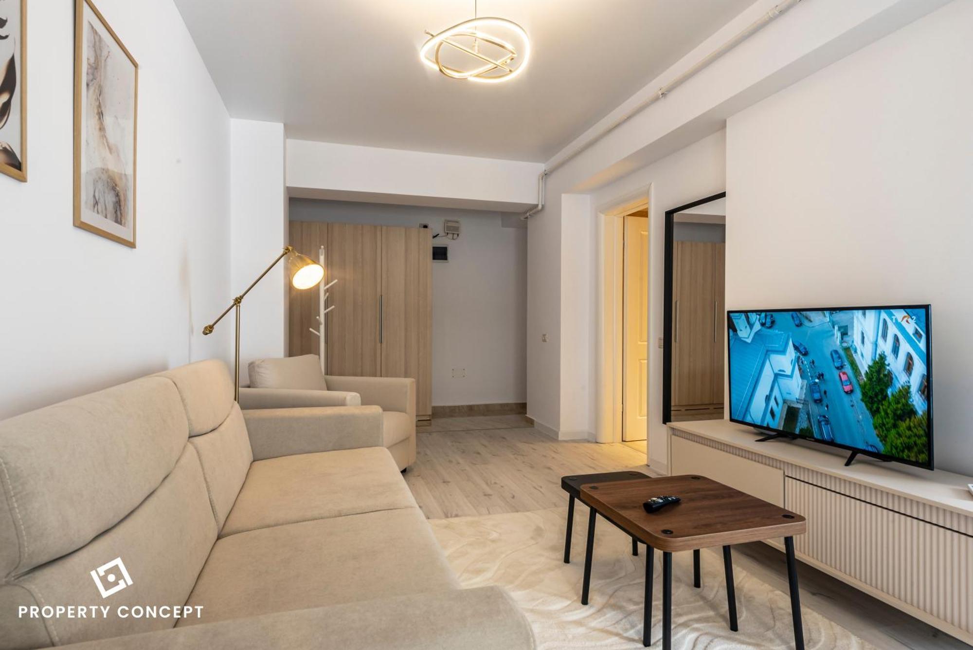 922 Apartment *