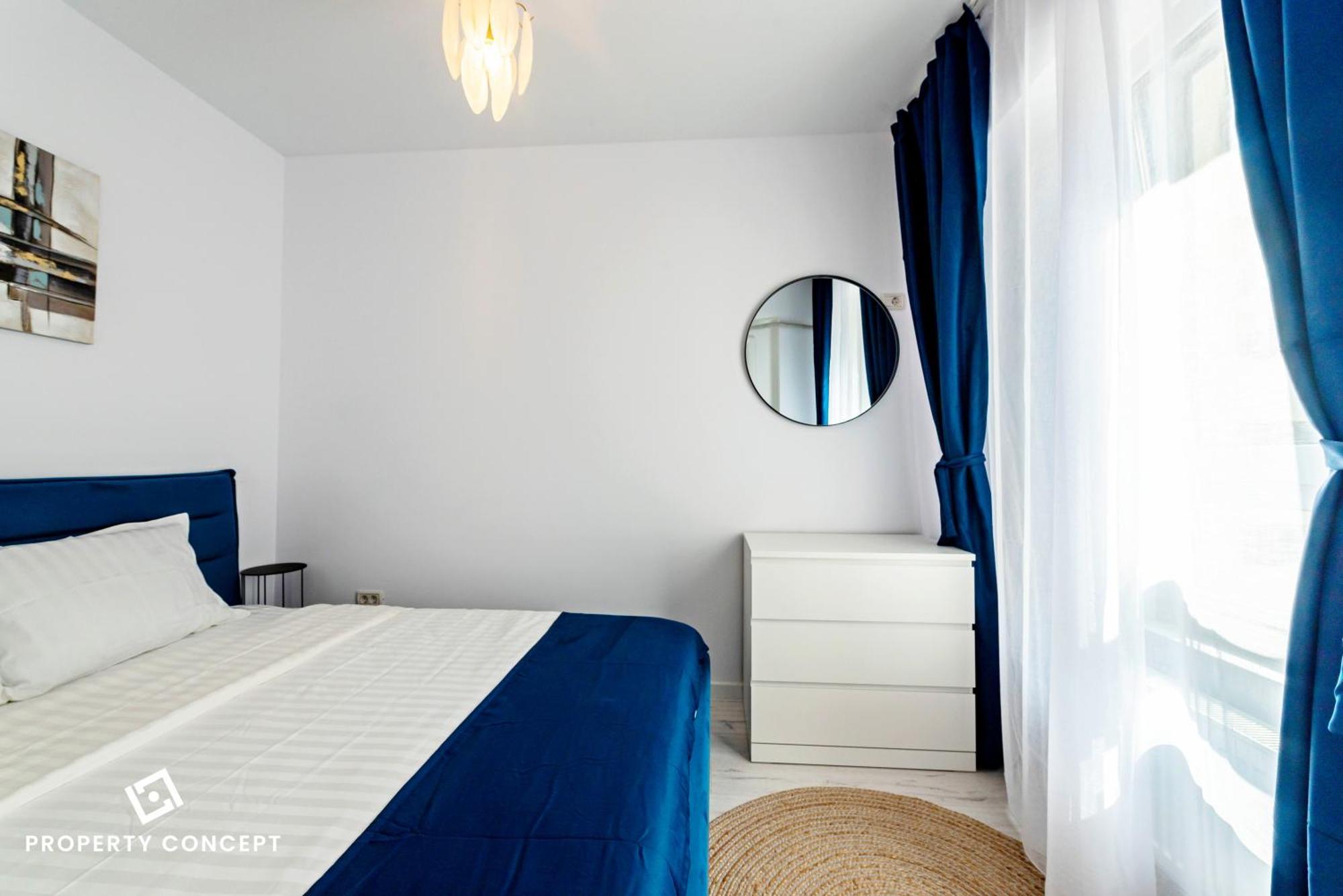 Apartment 922 *